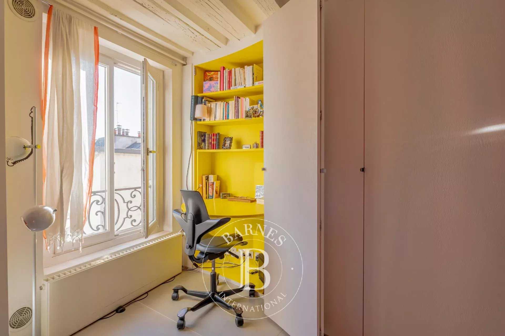 Paris  - Apartment 2 Bedrooms