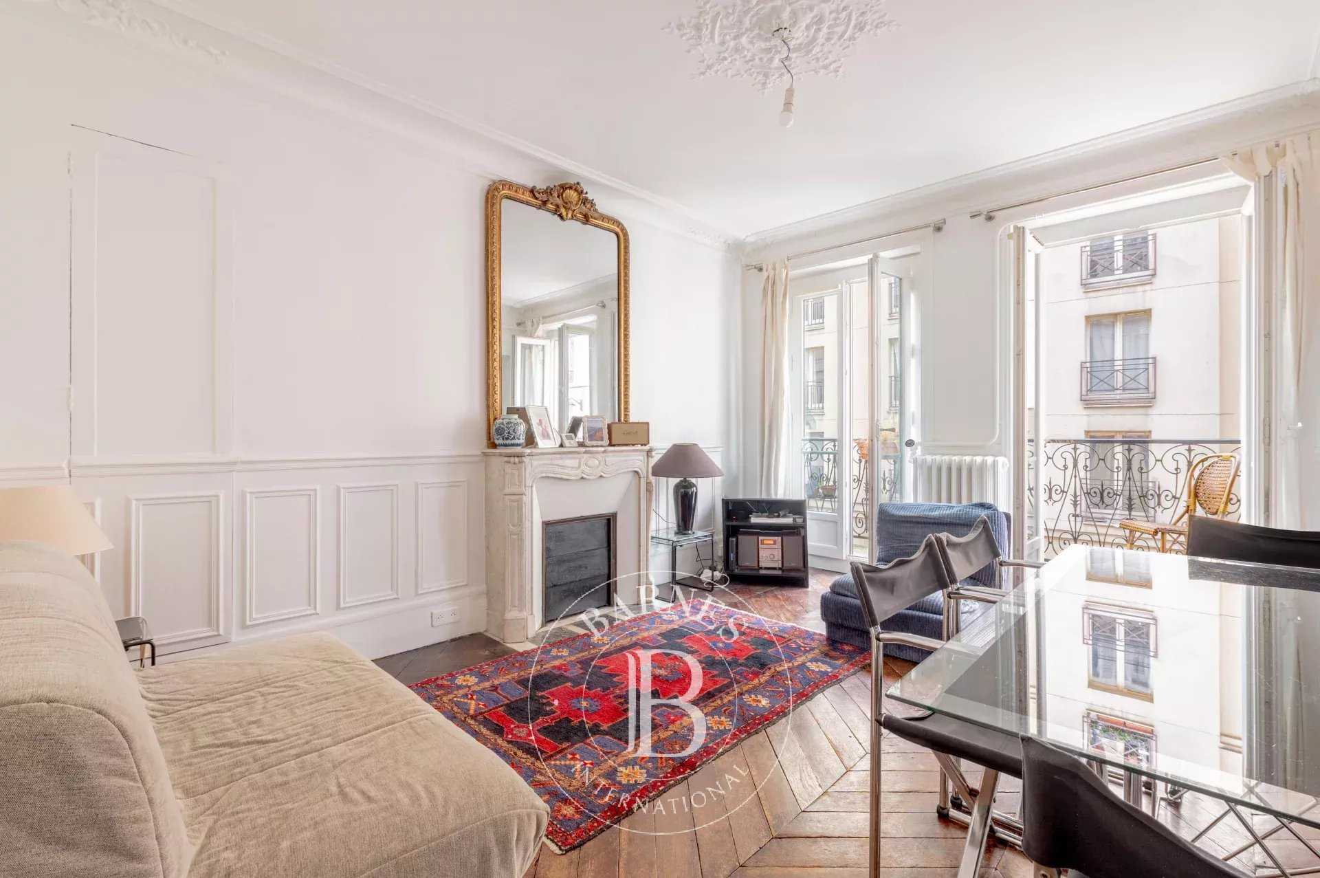 Paris  - Appartement 3 Pi&egrave;ces 2 Chambres