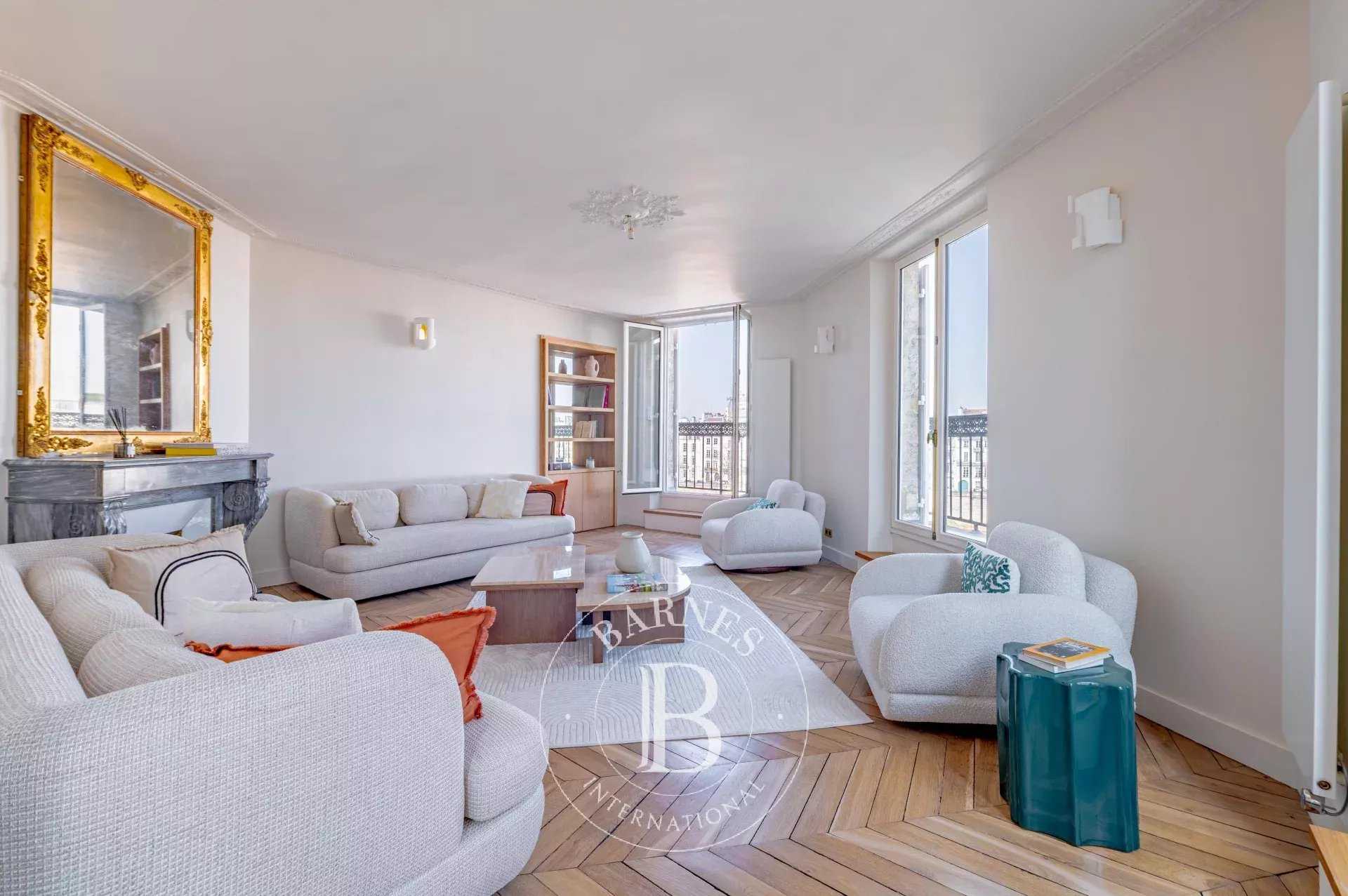 Paris  - Apartment 2 Bedrooms