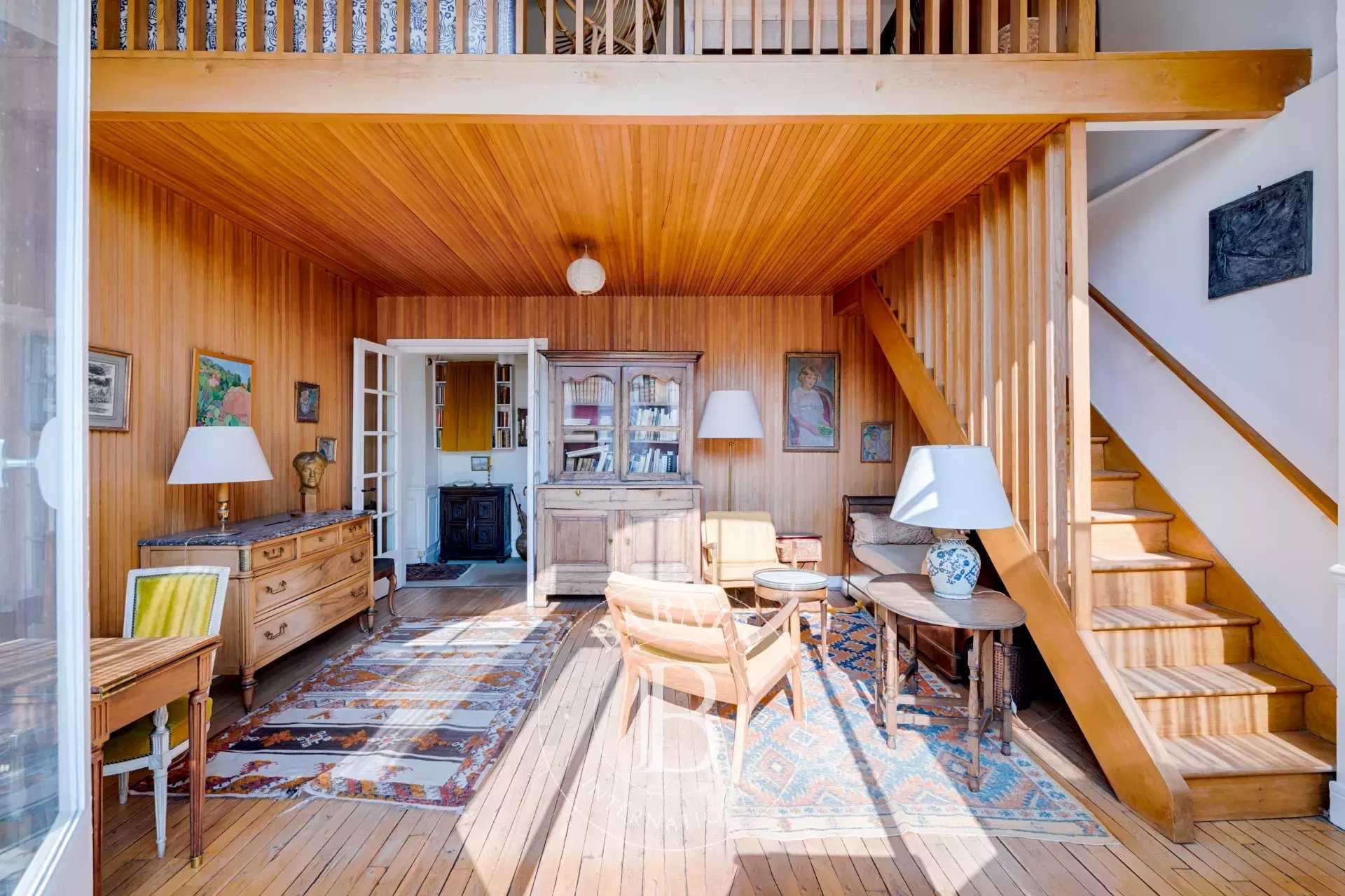 Paris  - Apartment 3 Bedrooms