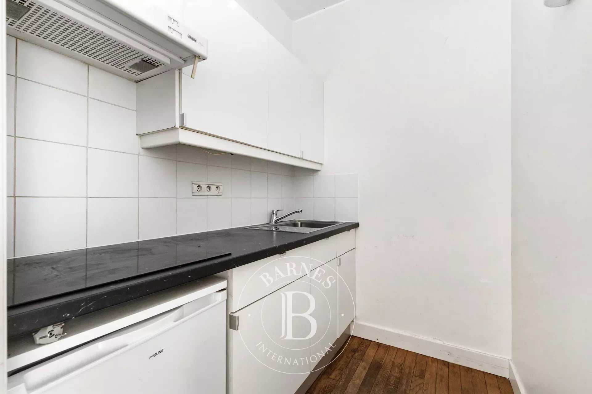 Paris  - Appartement 2 Pi&egrave;ces, 1 Chambre