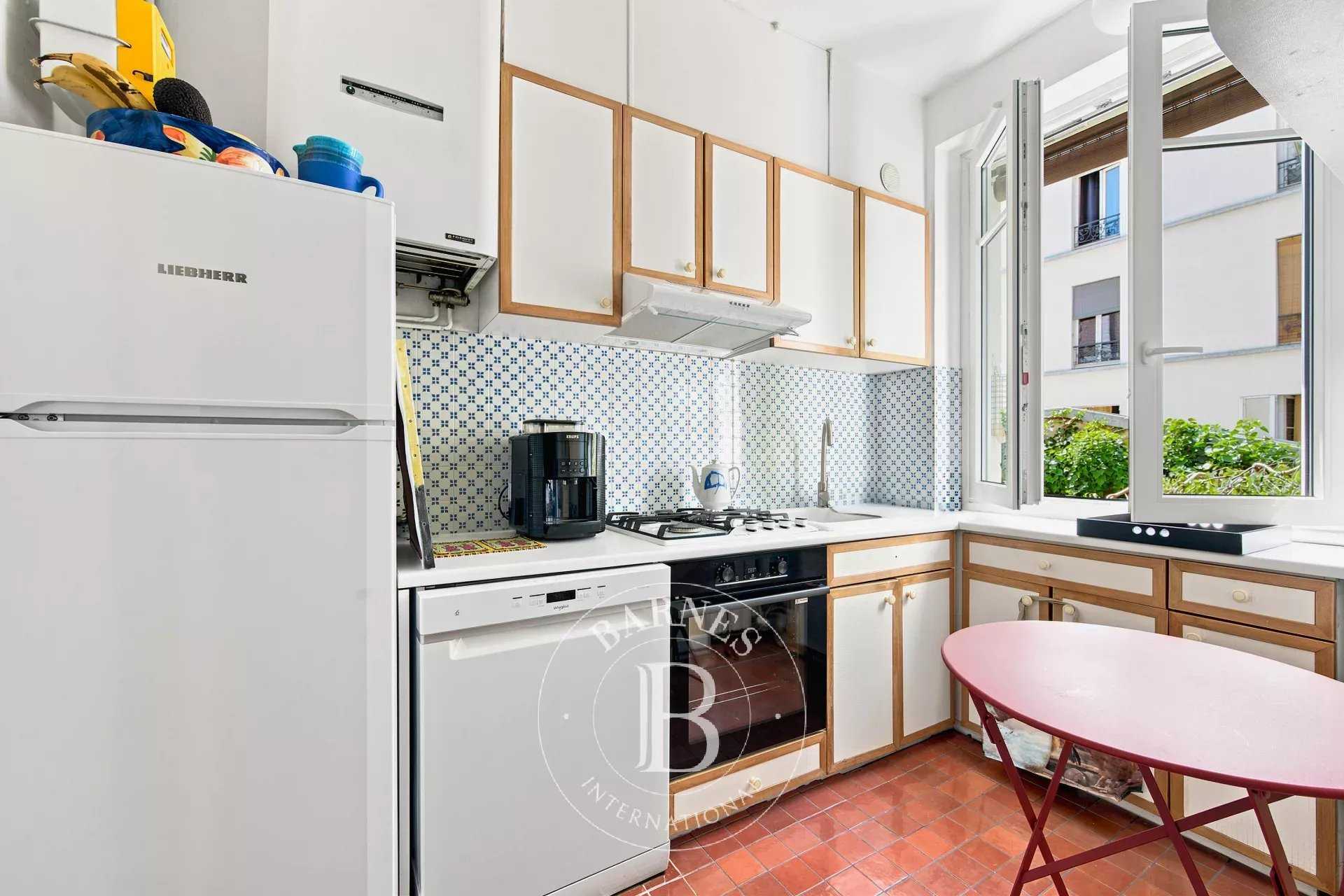 Paris  - Piso 3 Cuartos 2 Habitaciones