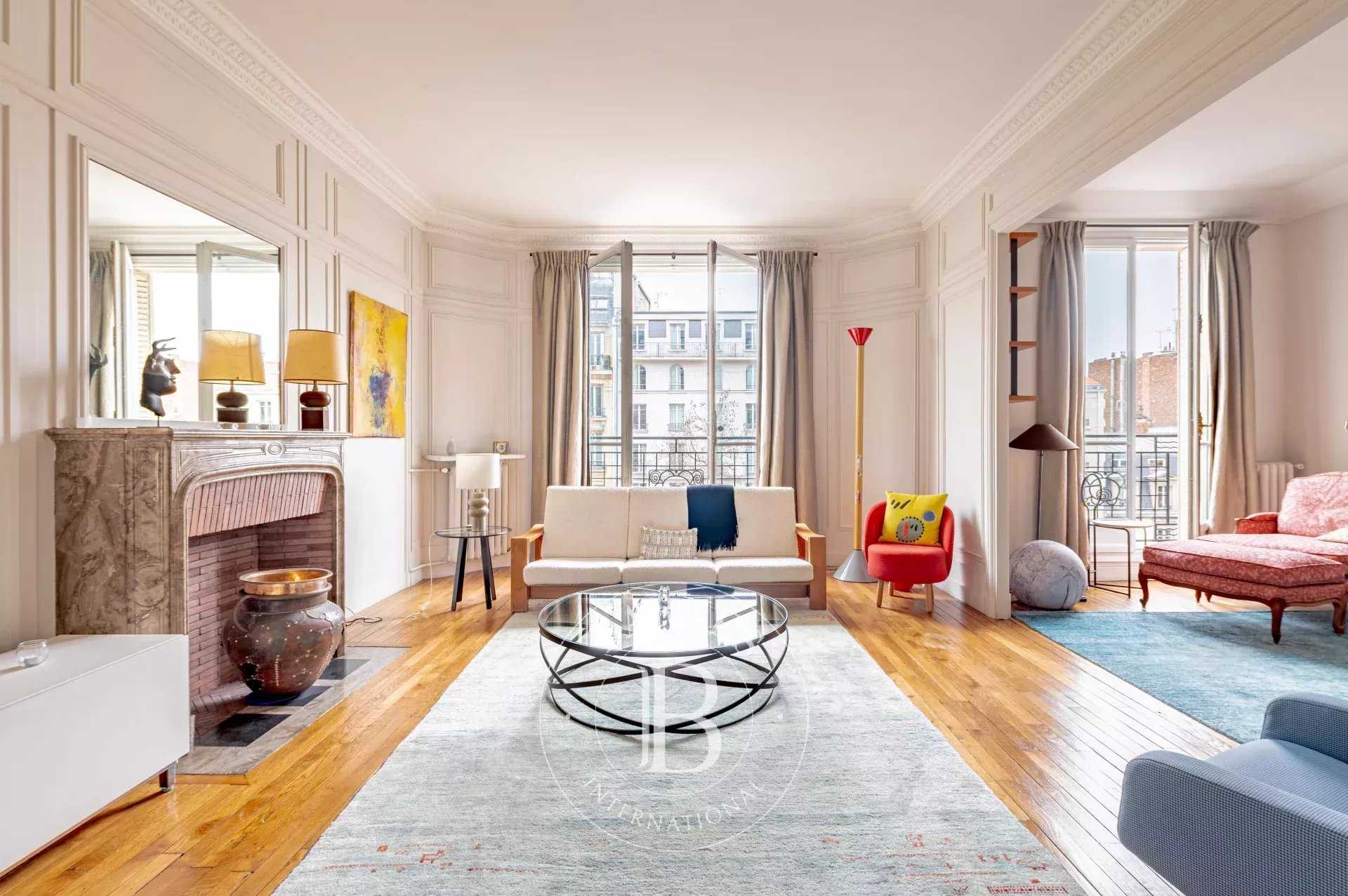 Paris  - Appartement 6 Pi&egrave;ces 4 Chambres