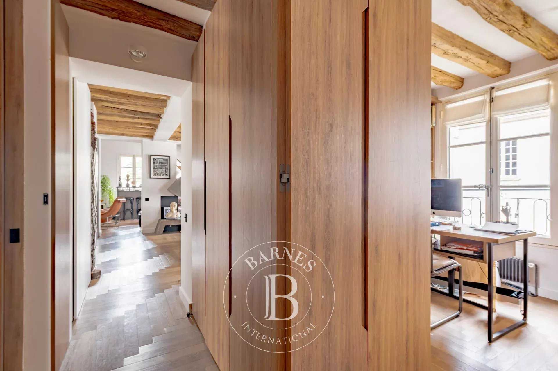 Paris  - Apartment 2 Bedrooms