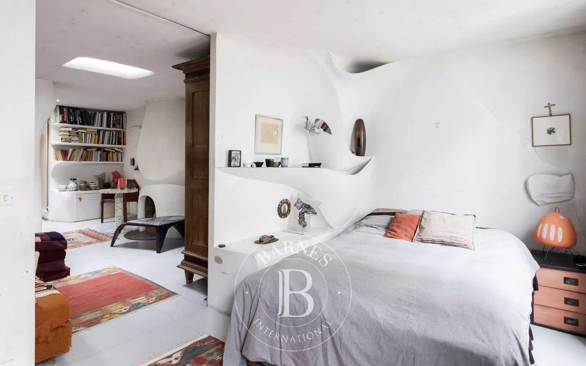 Paris  - House 2 Bedrooms