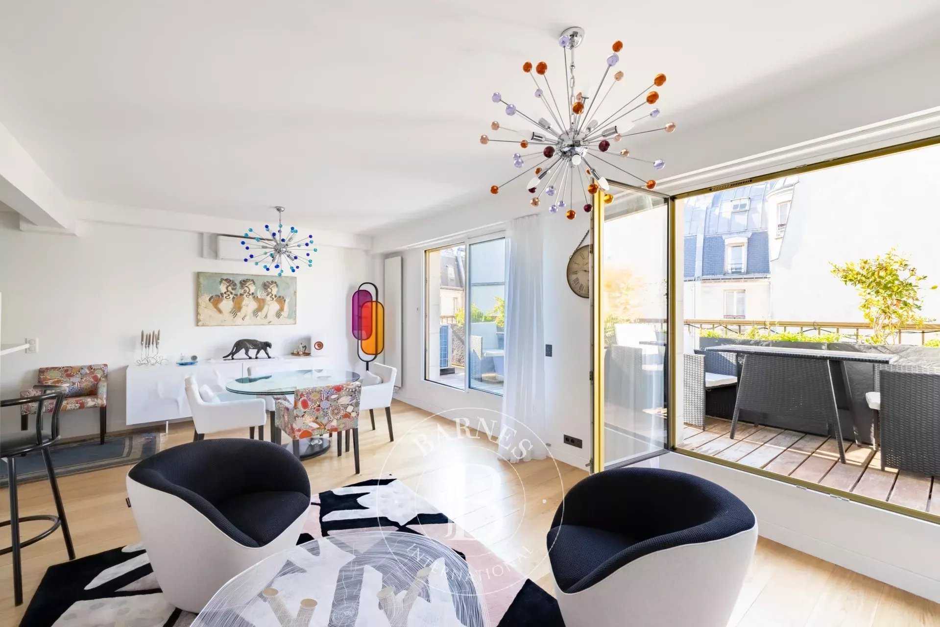 Paris  - Apartment 2 Bedrooms