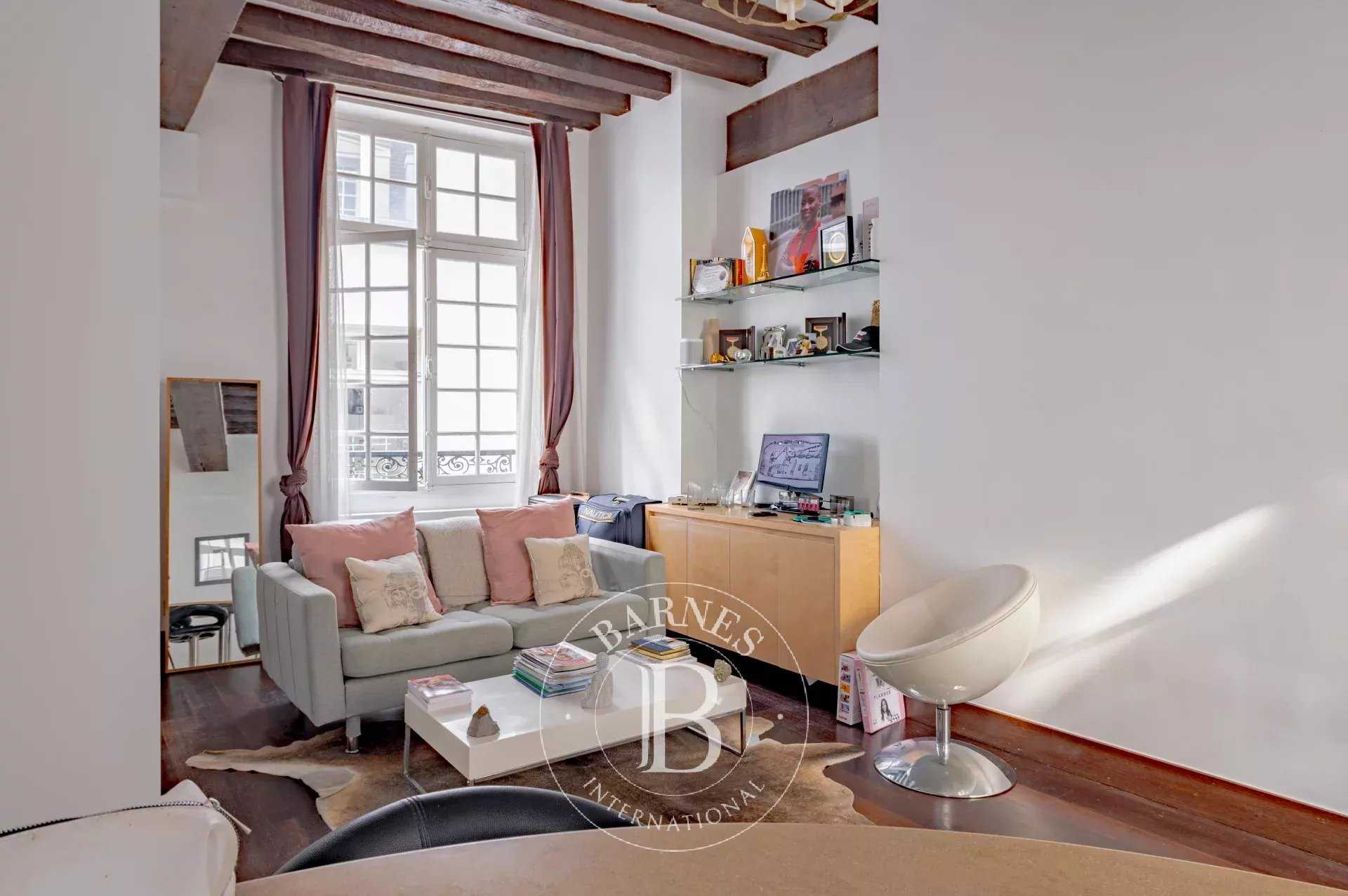 Paris  - Appartement 1 Pièce, 1 Chambre