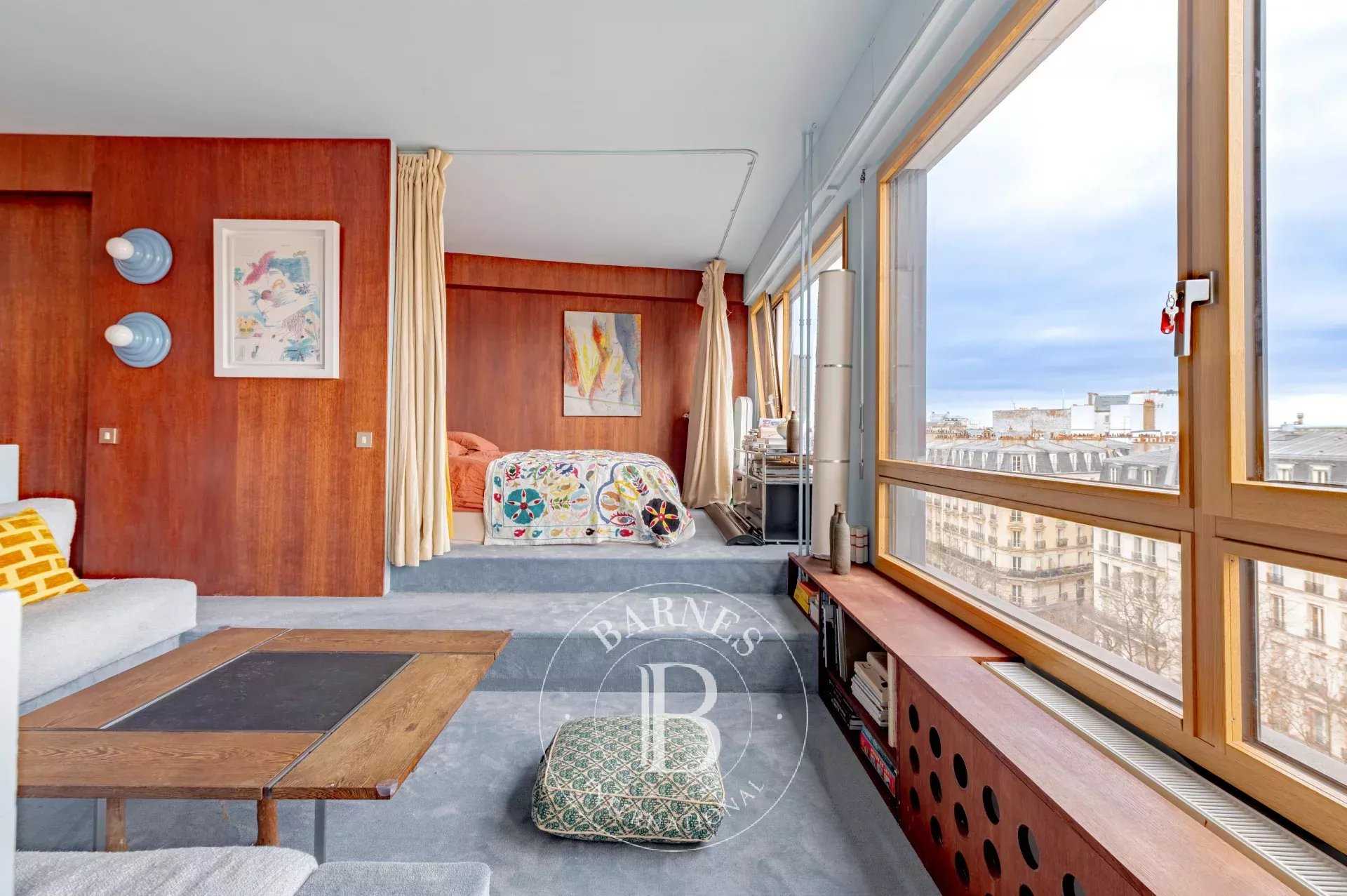 Paris  - Appartement 3 Pi&egrave;ces 2 Chambres