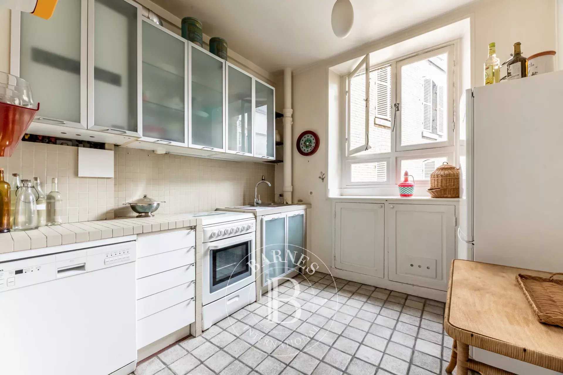 Paris  - Apartment 3 Bedrooms