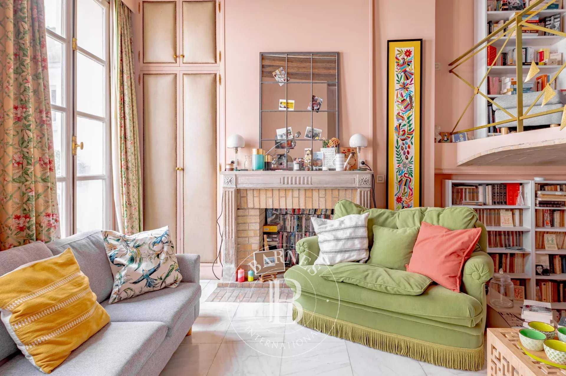 Paris  - Apartment 2 Bedrooms
