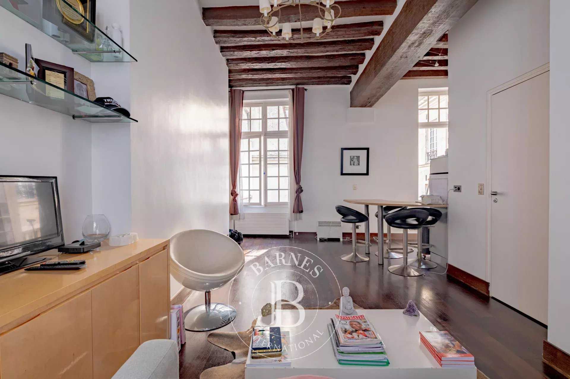 Paris  - Appartement 1 Pièce, 1 Chambre