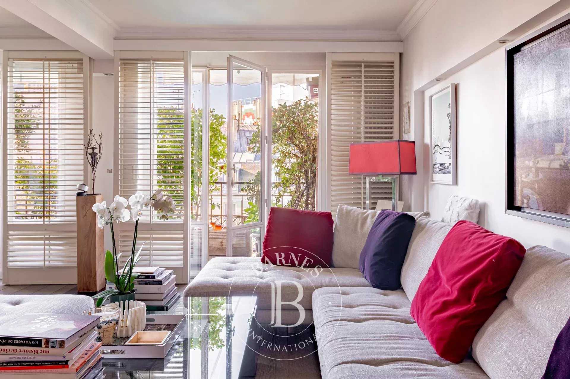 Paris  - Apartment 4 Bedrooms