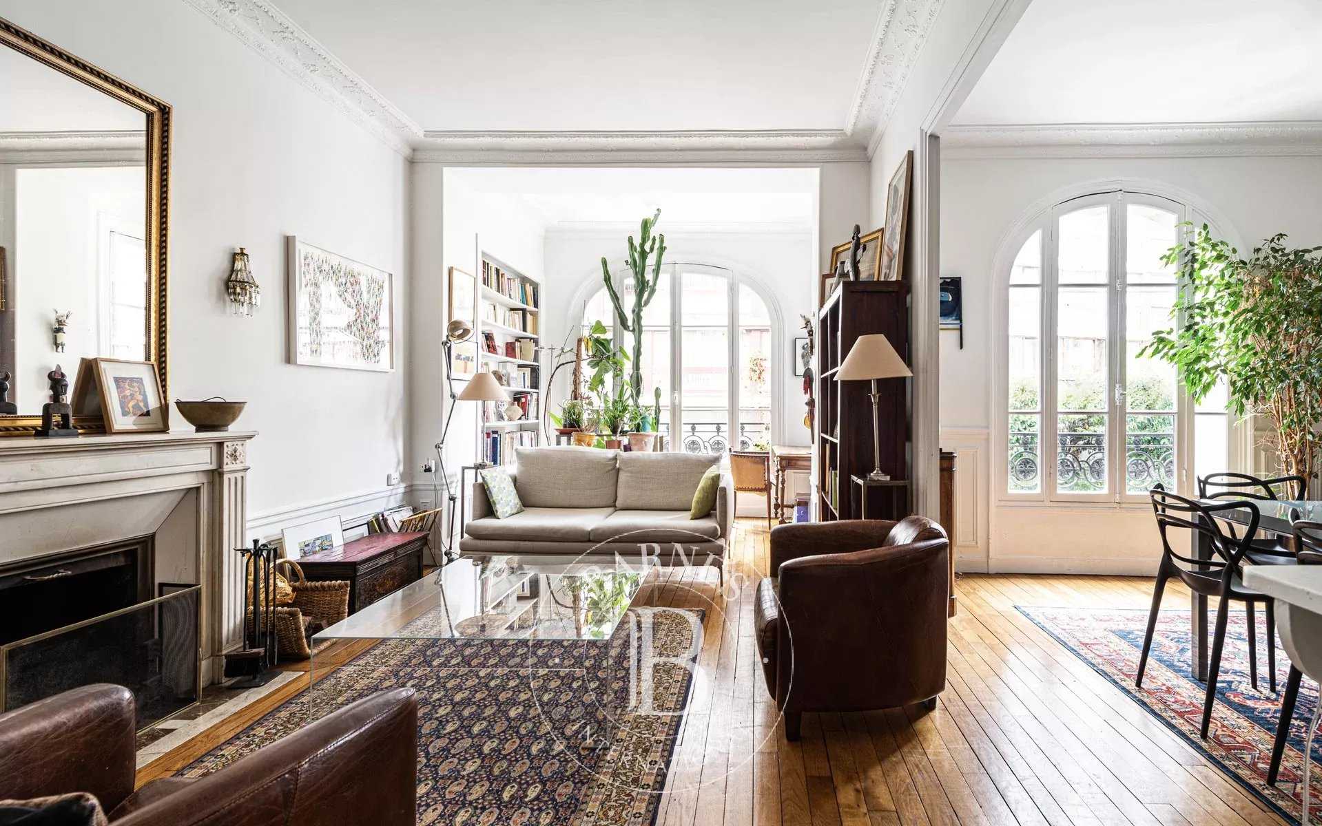Paris  - Apartment 2 Bedrooms