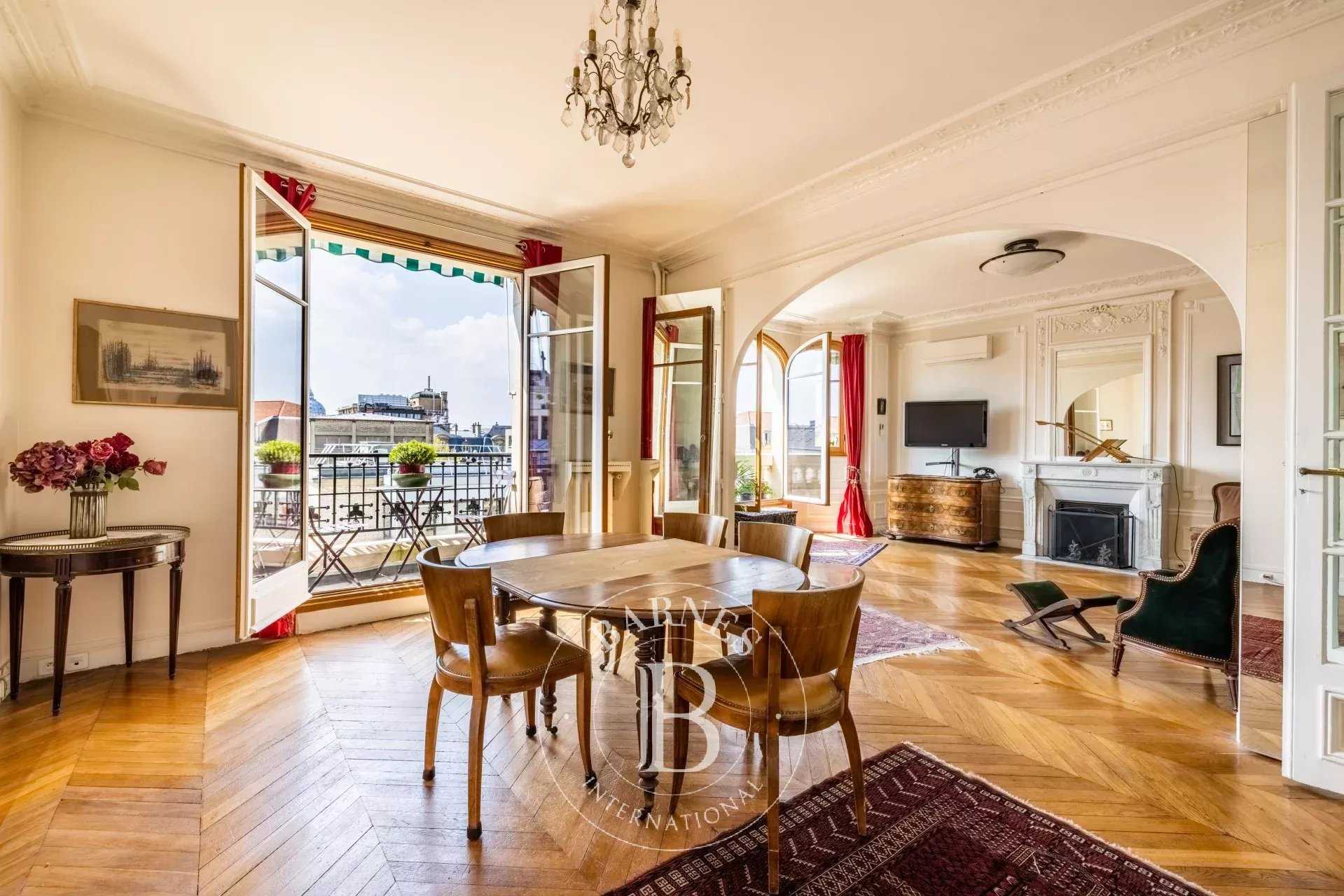 Paris  - Apartment 2 Bedrooms