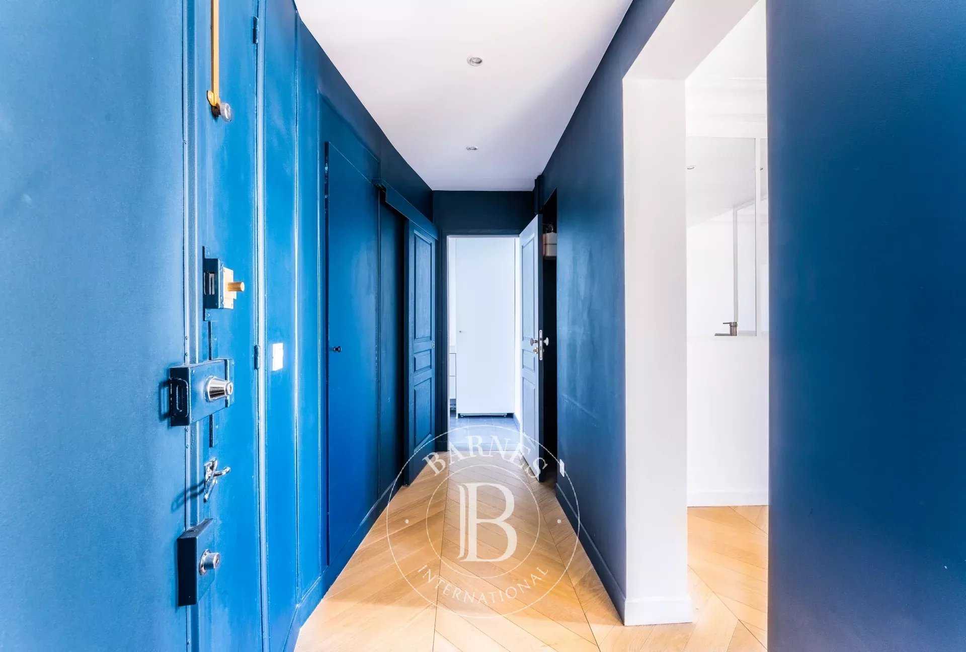 Paris  - Apartment 2 Bedrooms