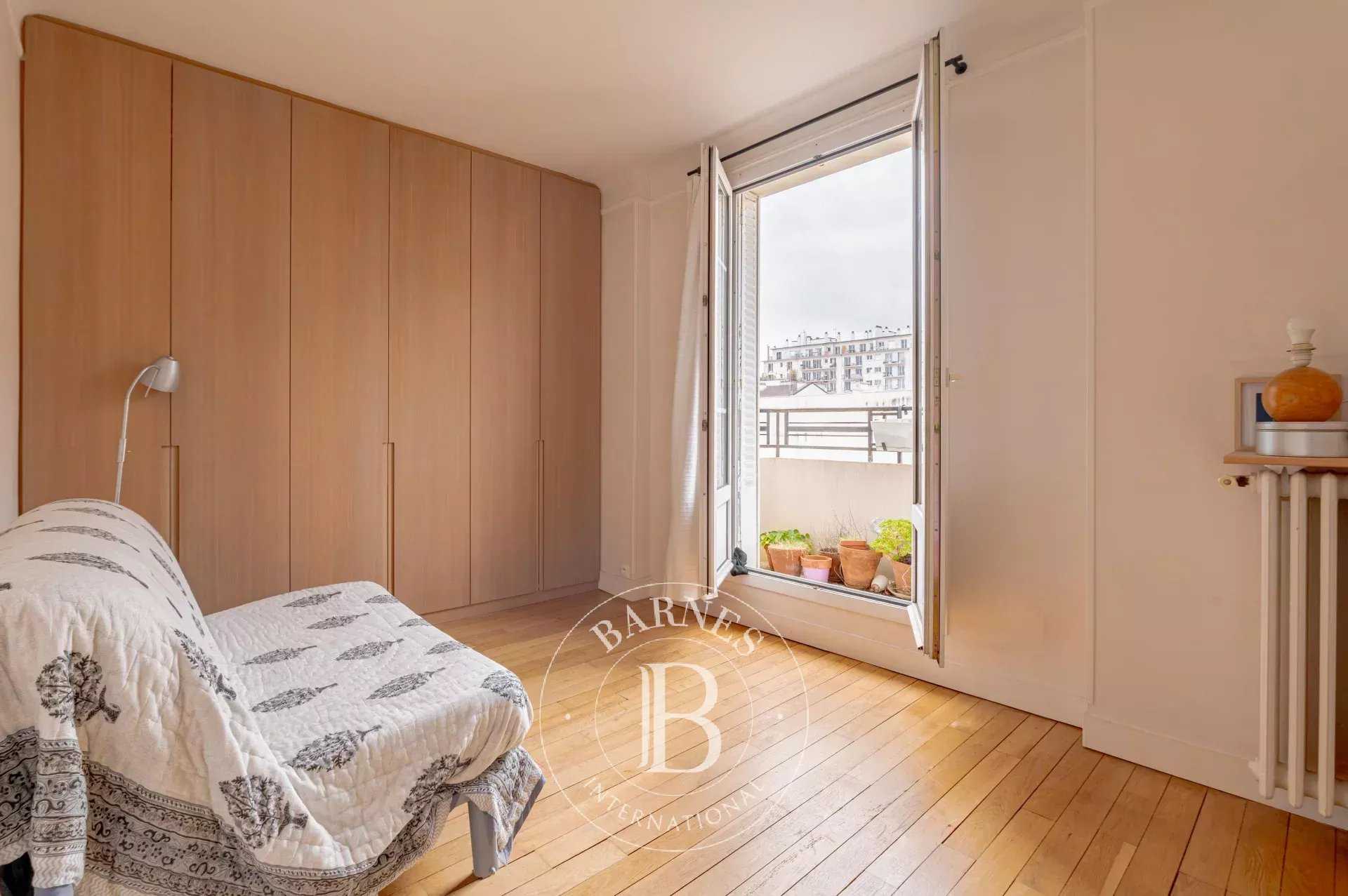 Paris  - Piso 5 Cuartos 3 Habitaciones