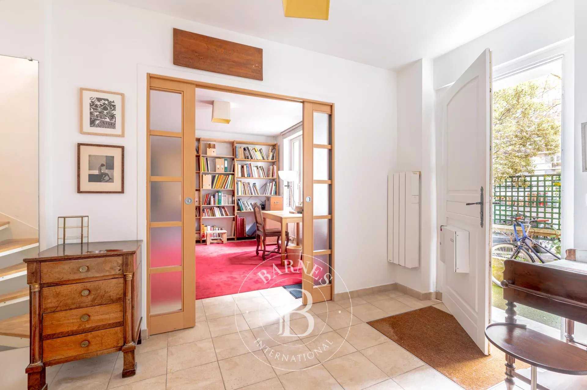 Paris  - House 3 Bedrooms