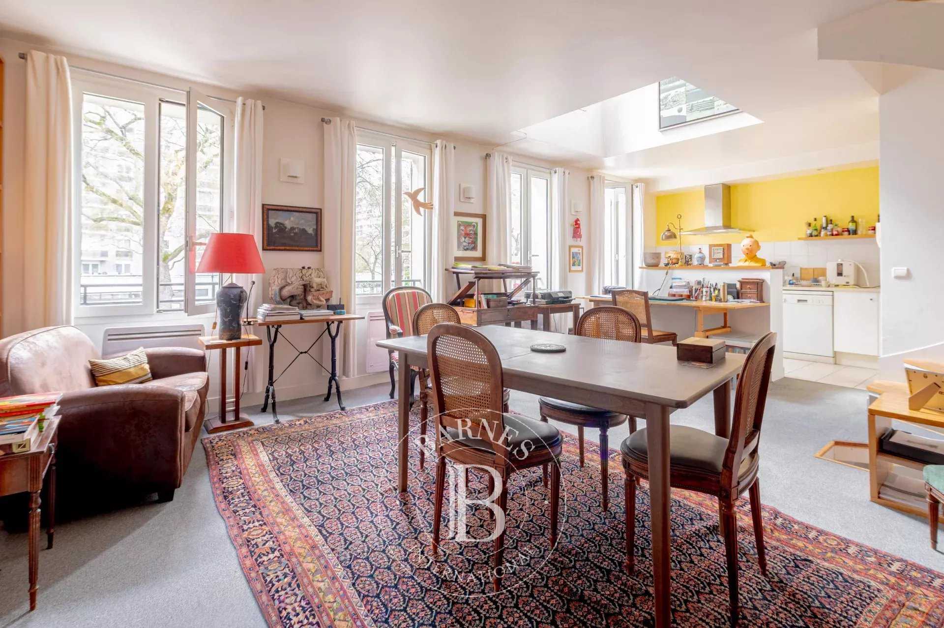 Paris  - House 3 Bedrooms