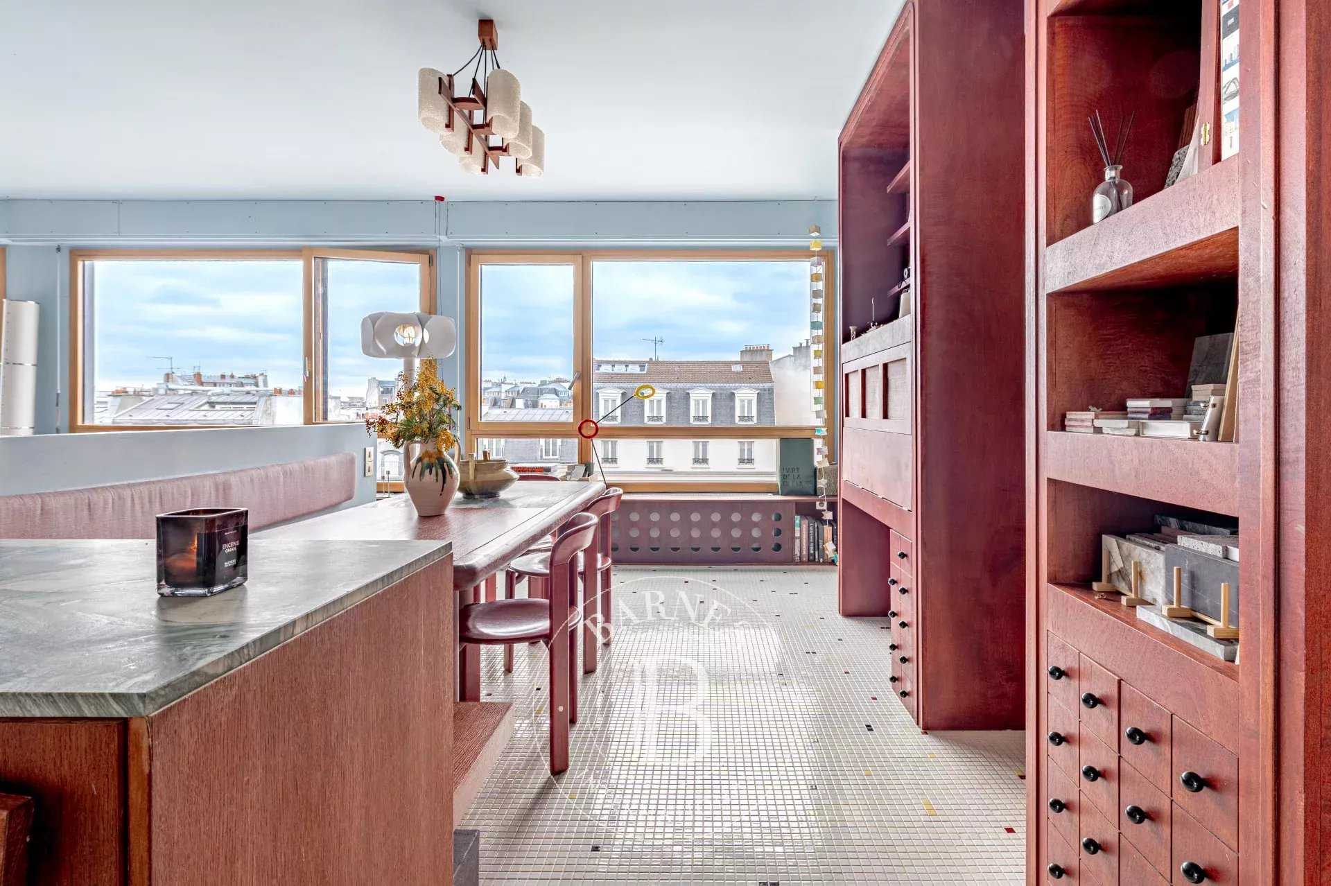 Paris  - Appartement 3 Pi&egrave;ces 2 Chambres