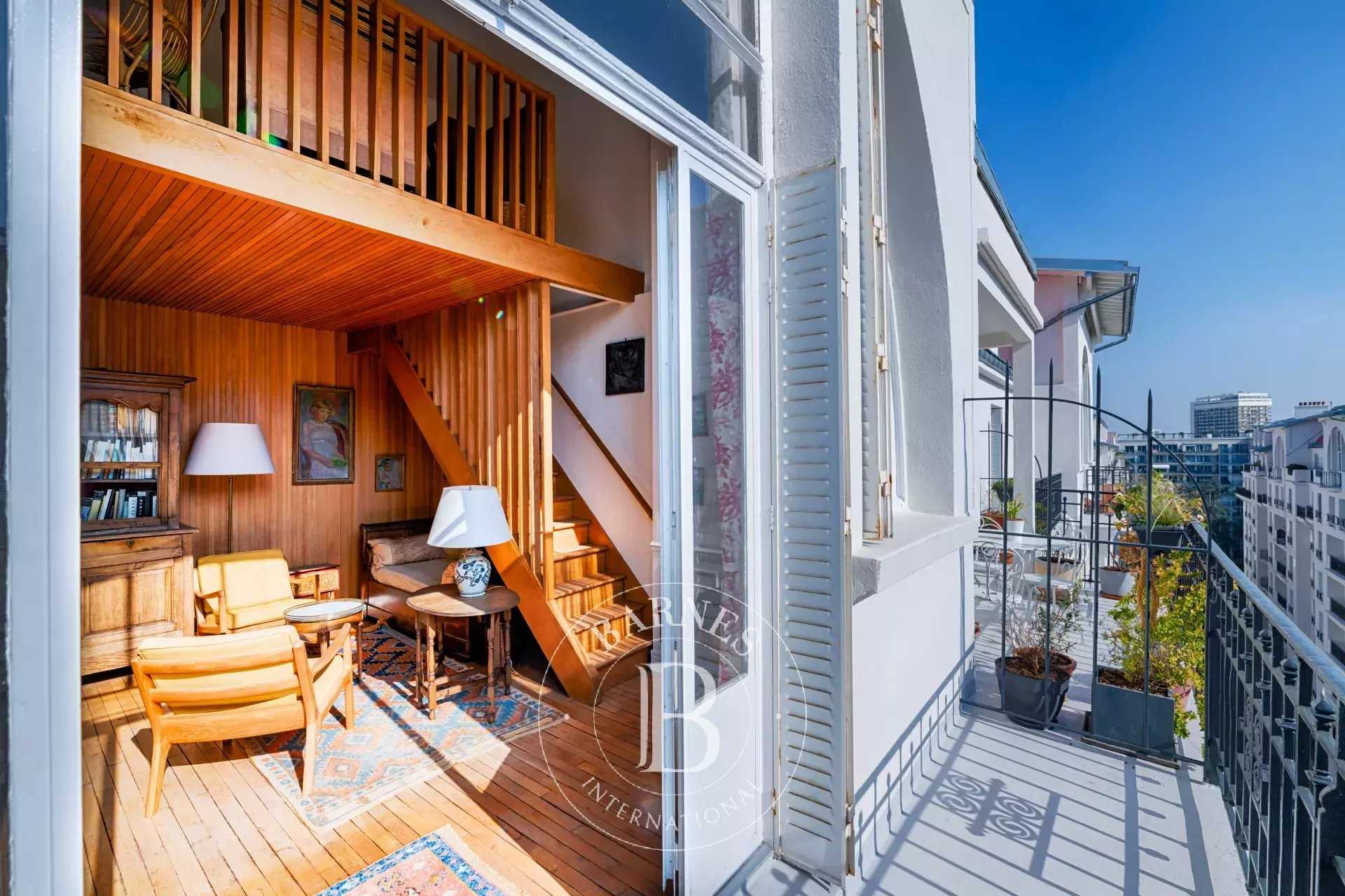 Paris  - Apartment 3 Bedrooms