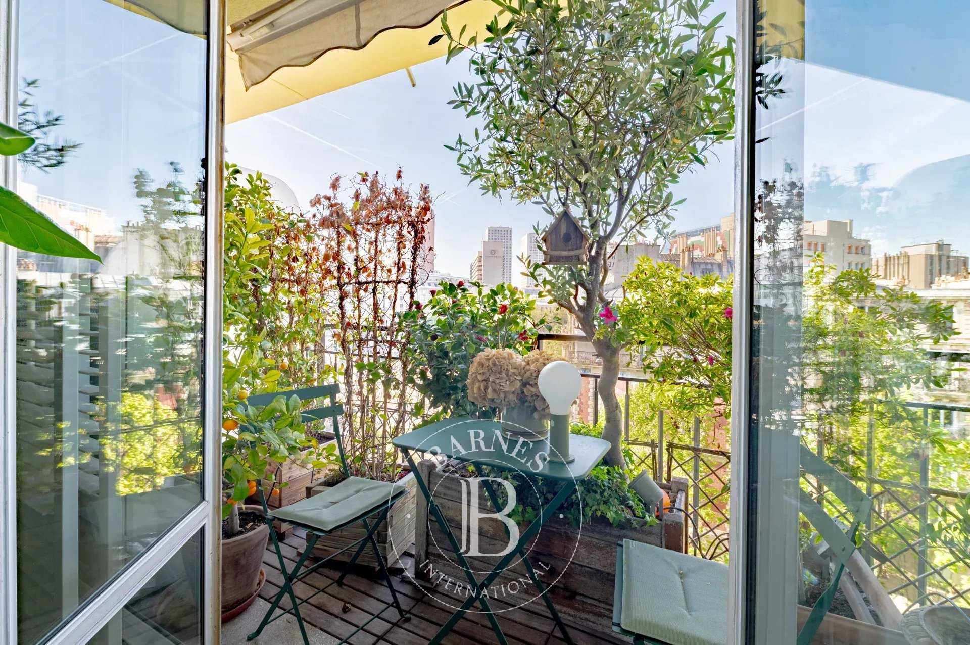 Paris  - Apartment 4 Bedrooms