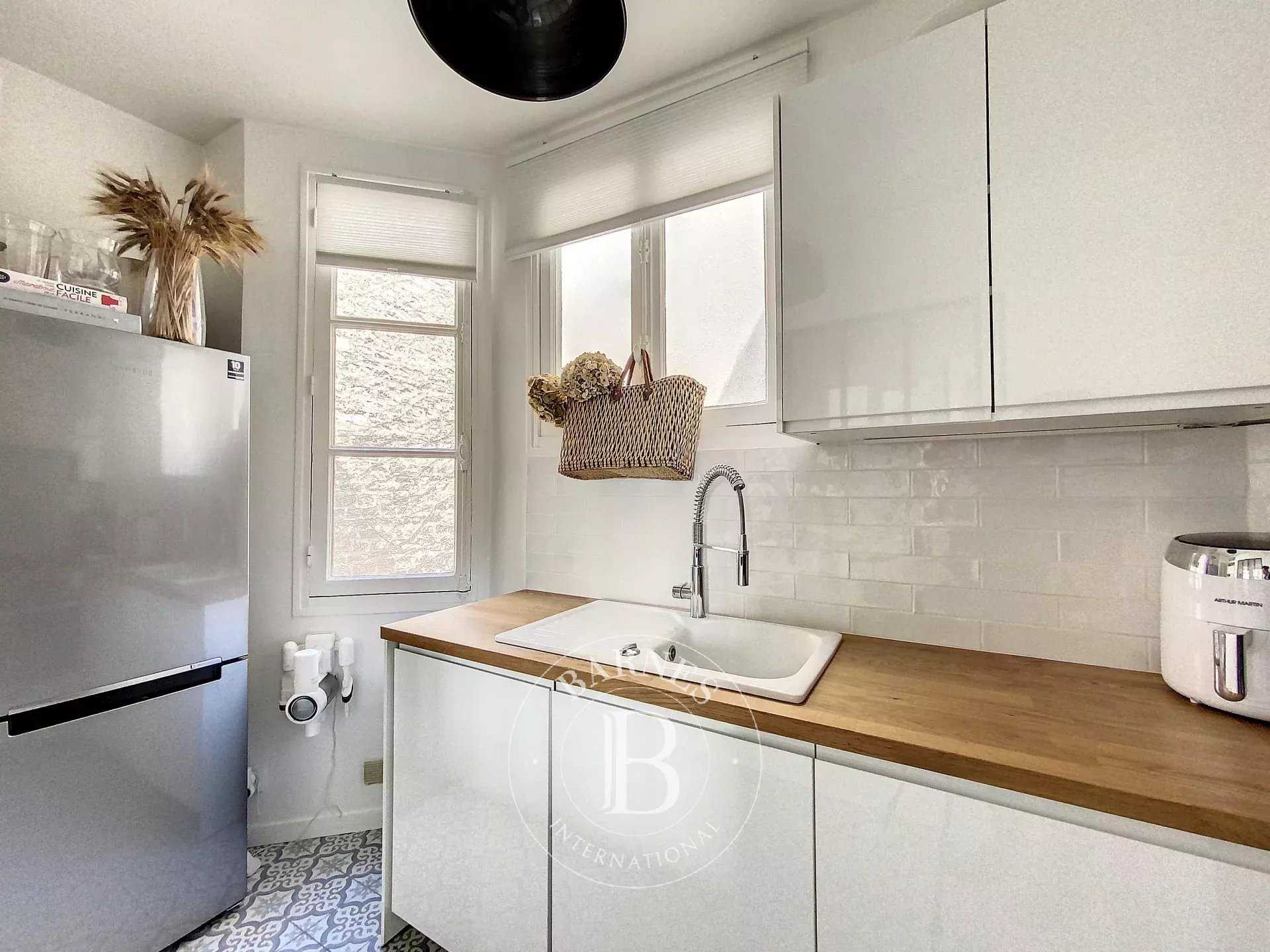 Paris  - Apartment 2 Bedrooms