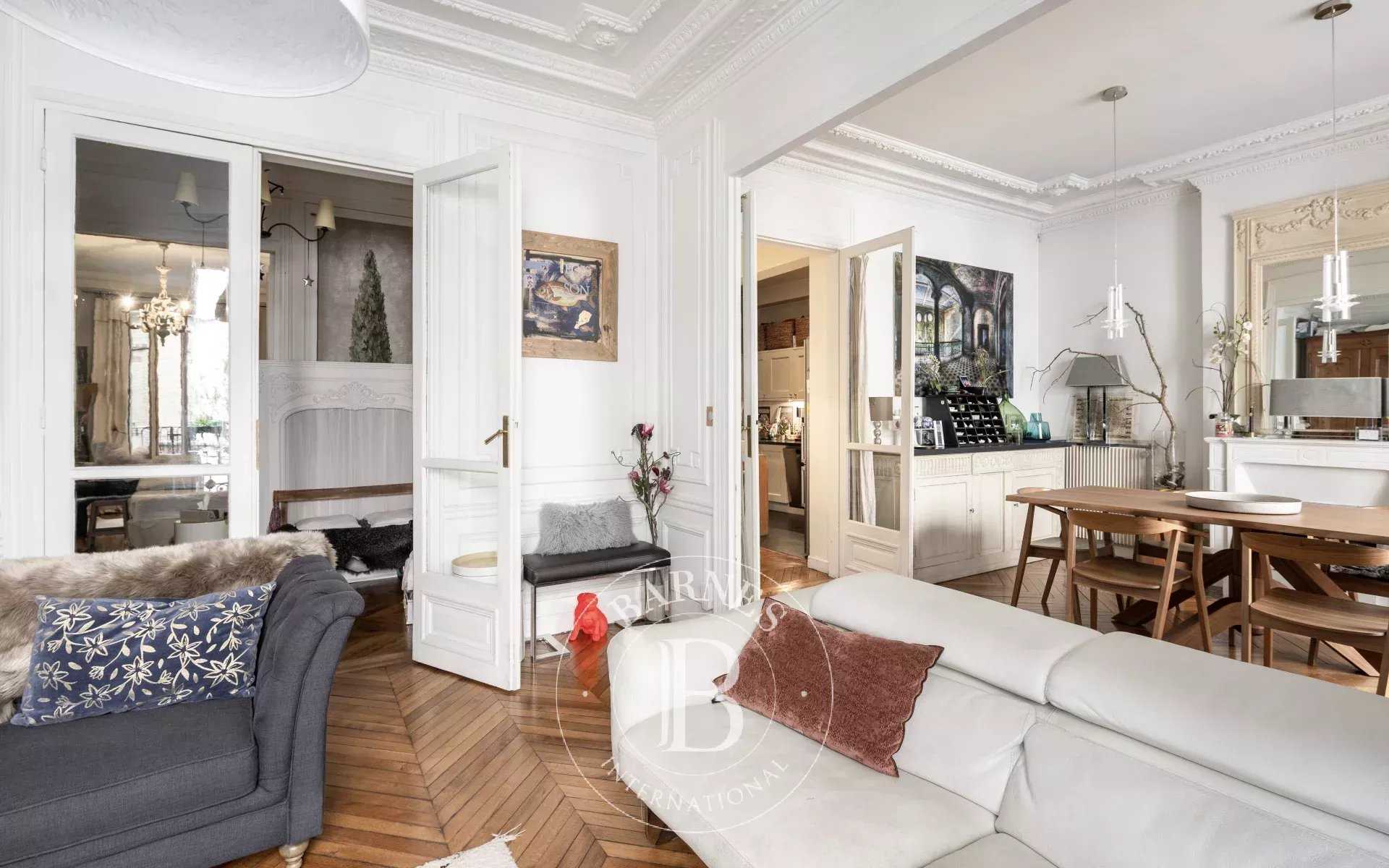 Paris  - Apartment 4 Bedrooms