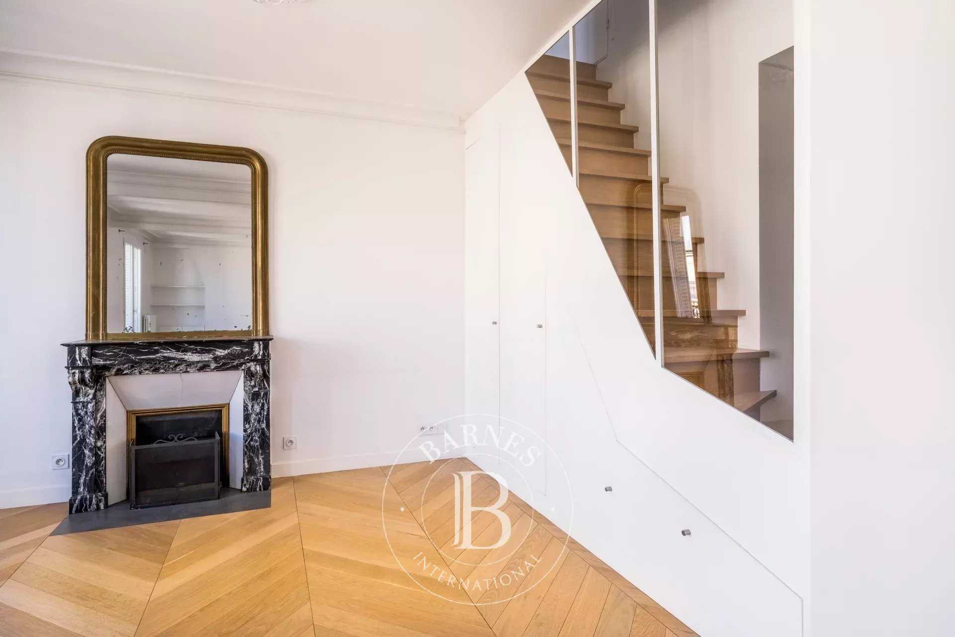 Paris  - Apartment 2 Bedrooms