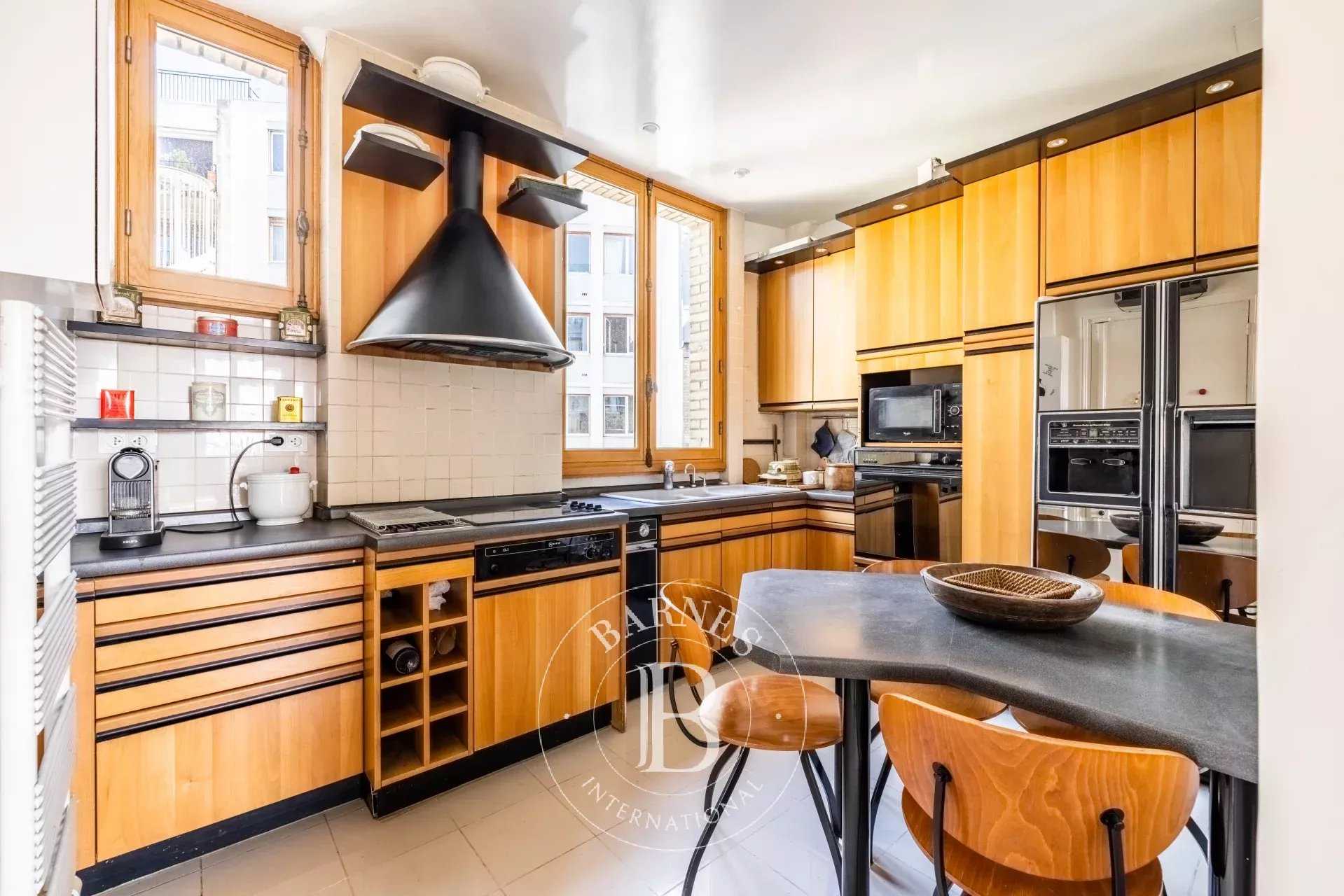 Paris  - Apartment 2 Bedrooms