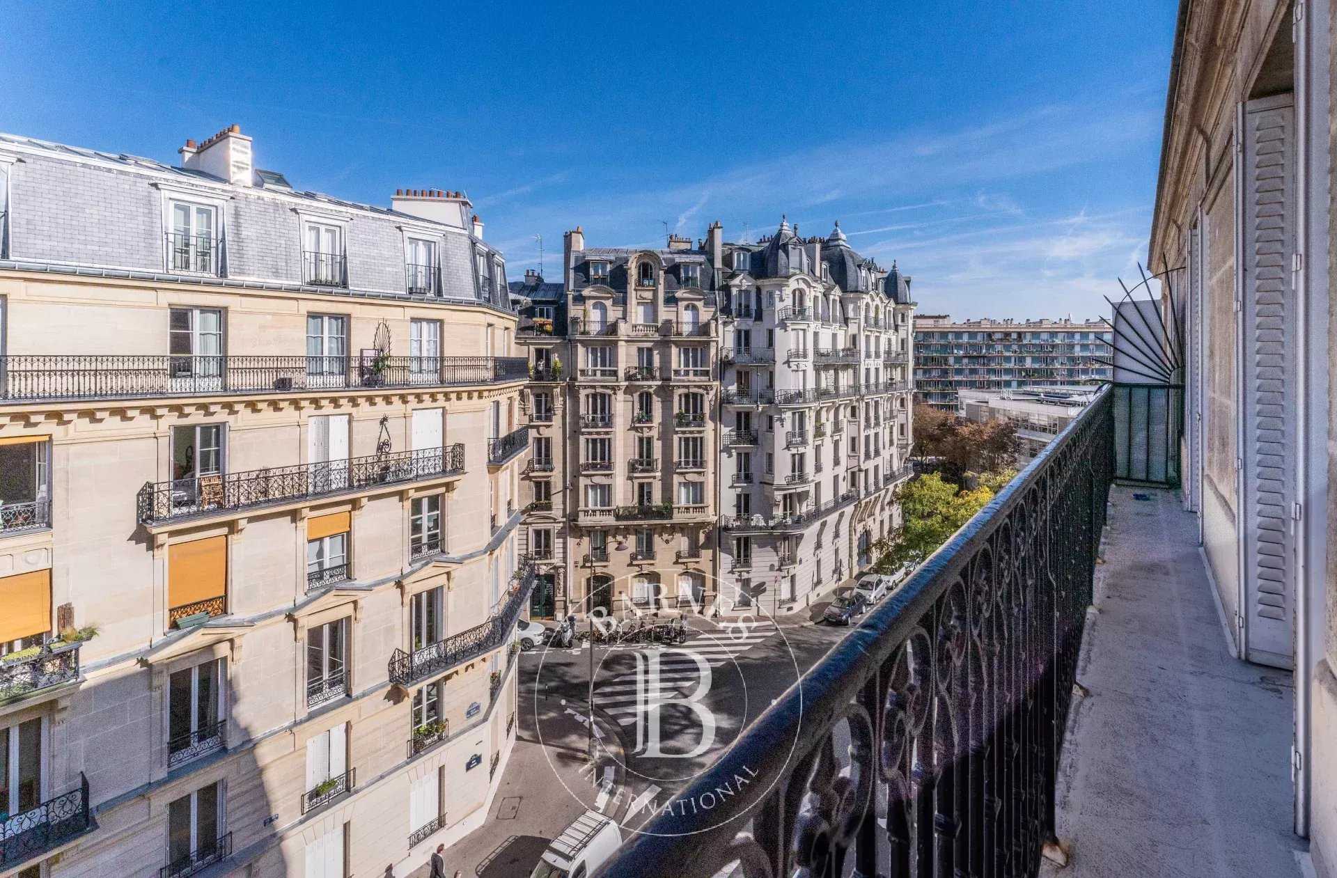 Paris  - Apartment 2 Bedrooms