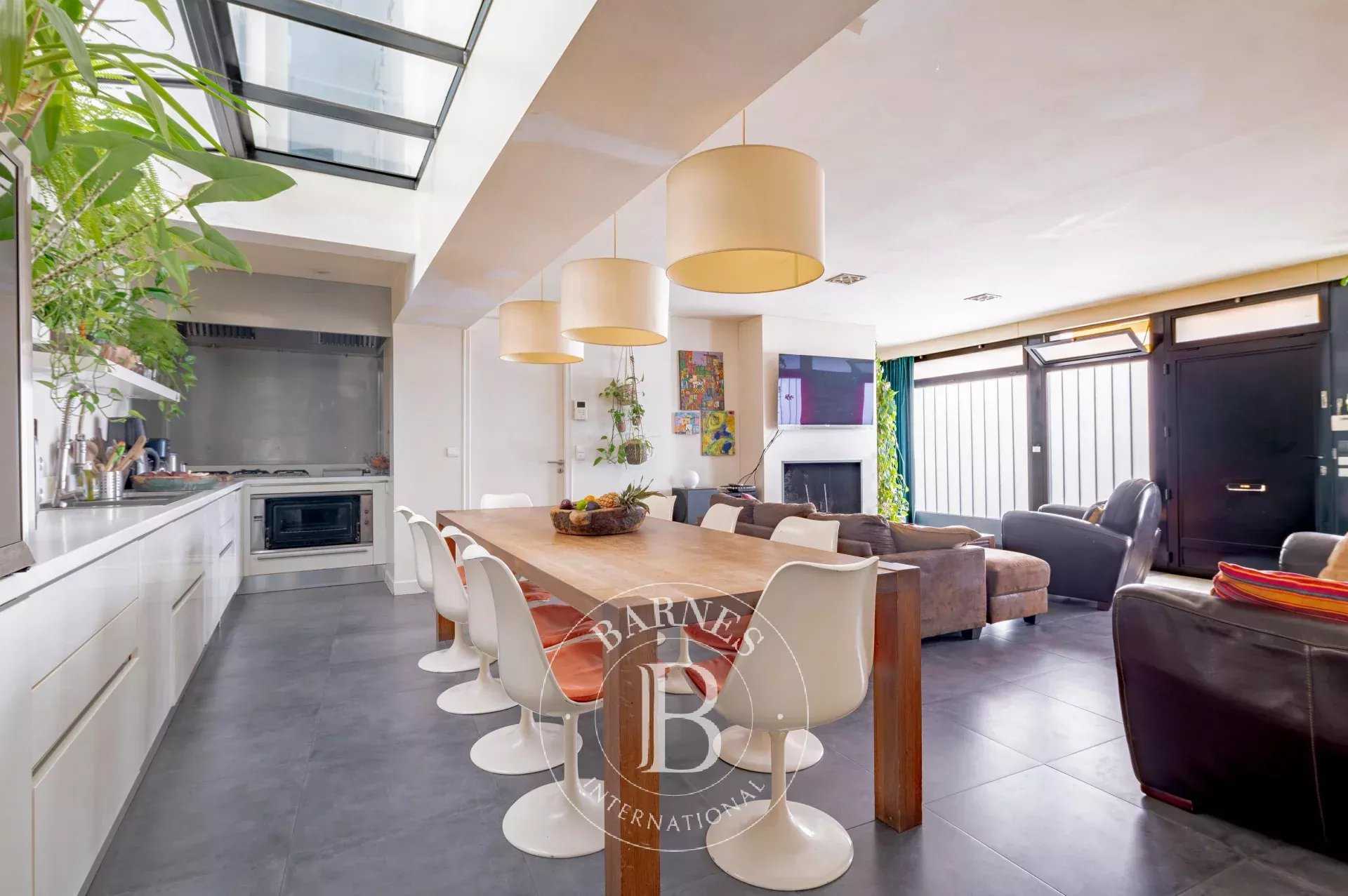 Paris  - House 3 Bedrooms