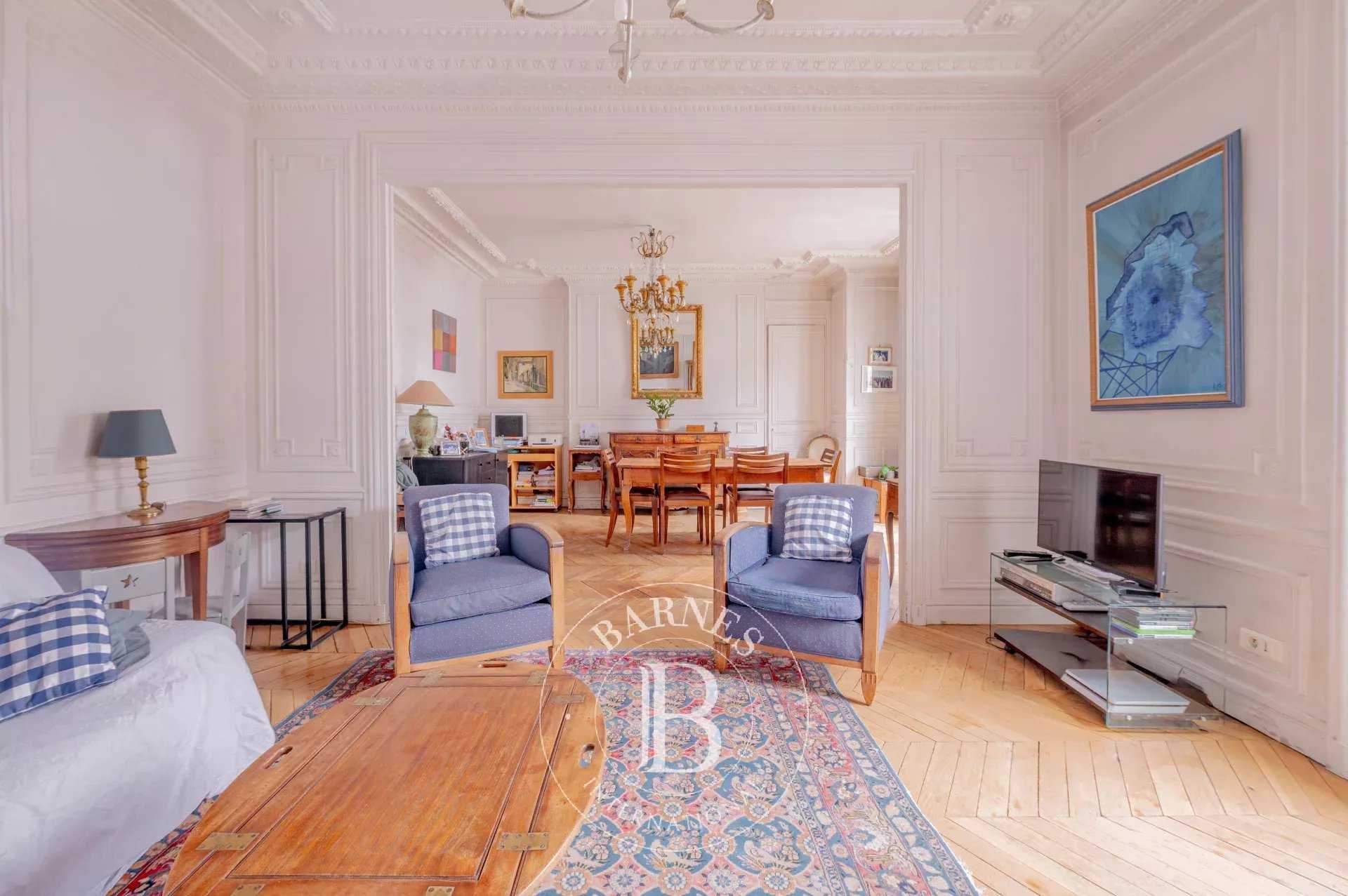 Paris  - Appartement 4 Pi&egrave;ces 3 Chambres