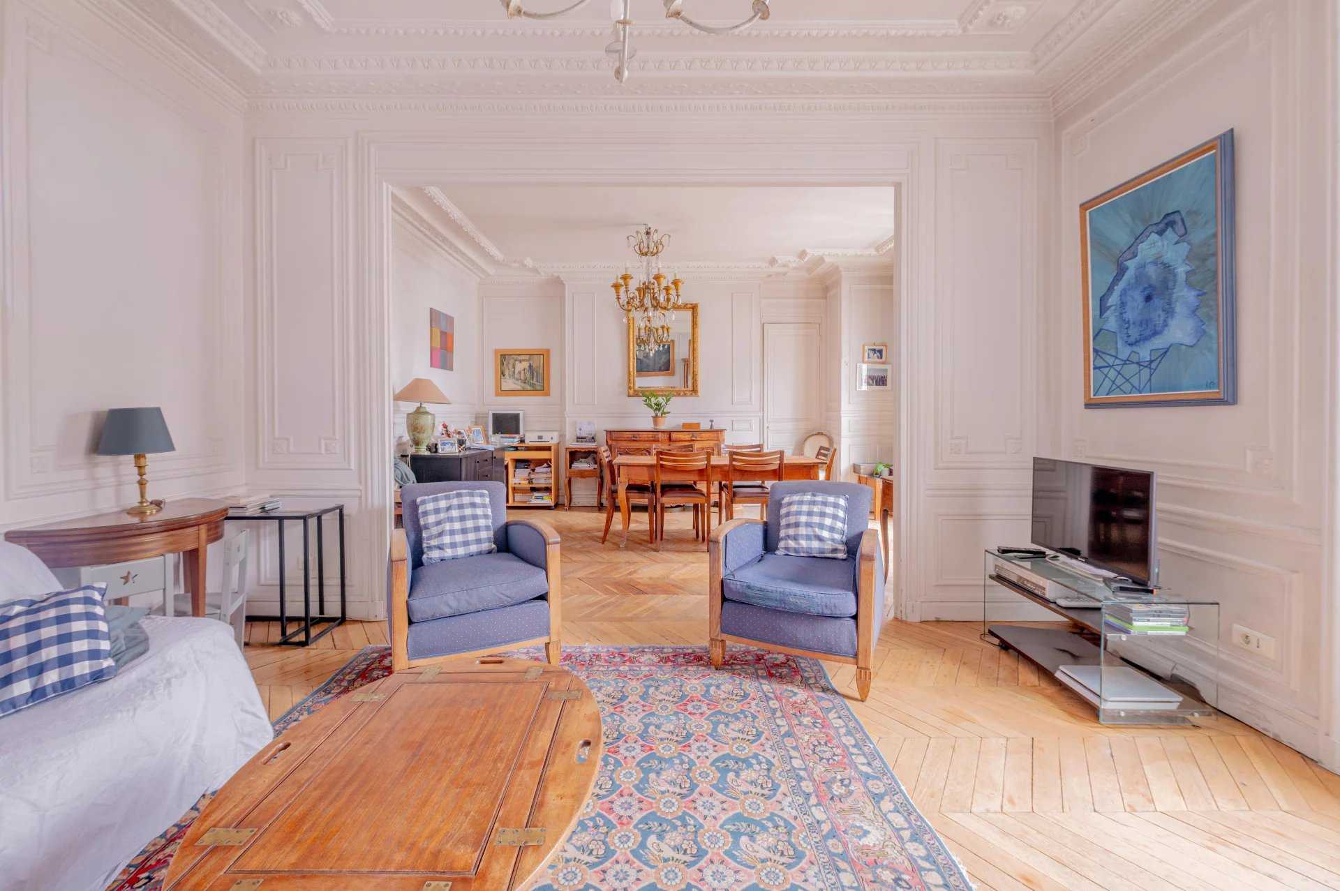 Paris  - Appartement 4 Pi&egrave;ces 3 Chambres