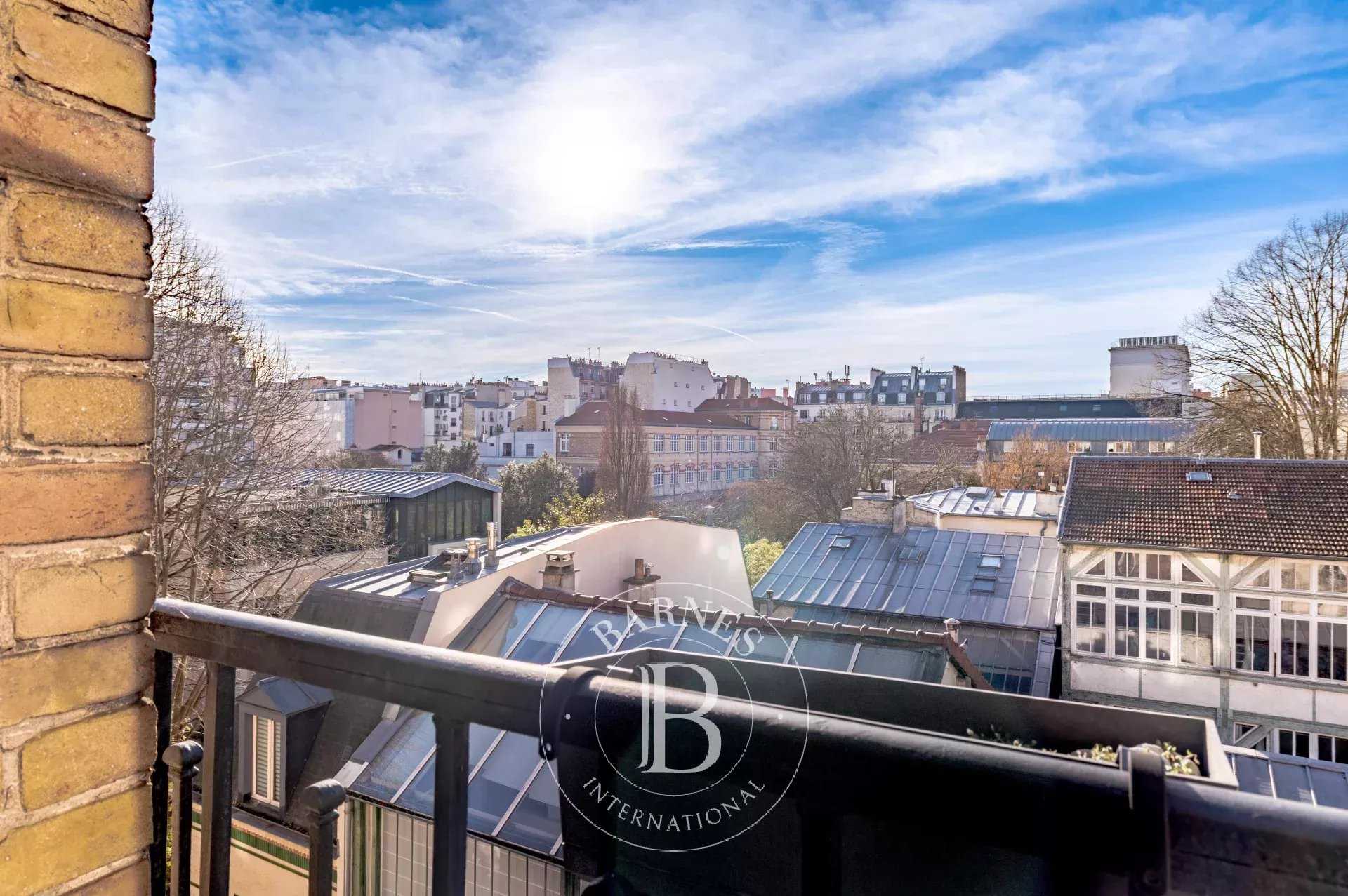 Paris  - Apartment 2 Bedrooms