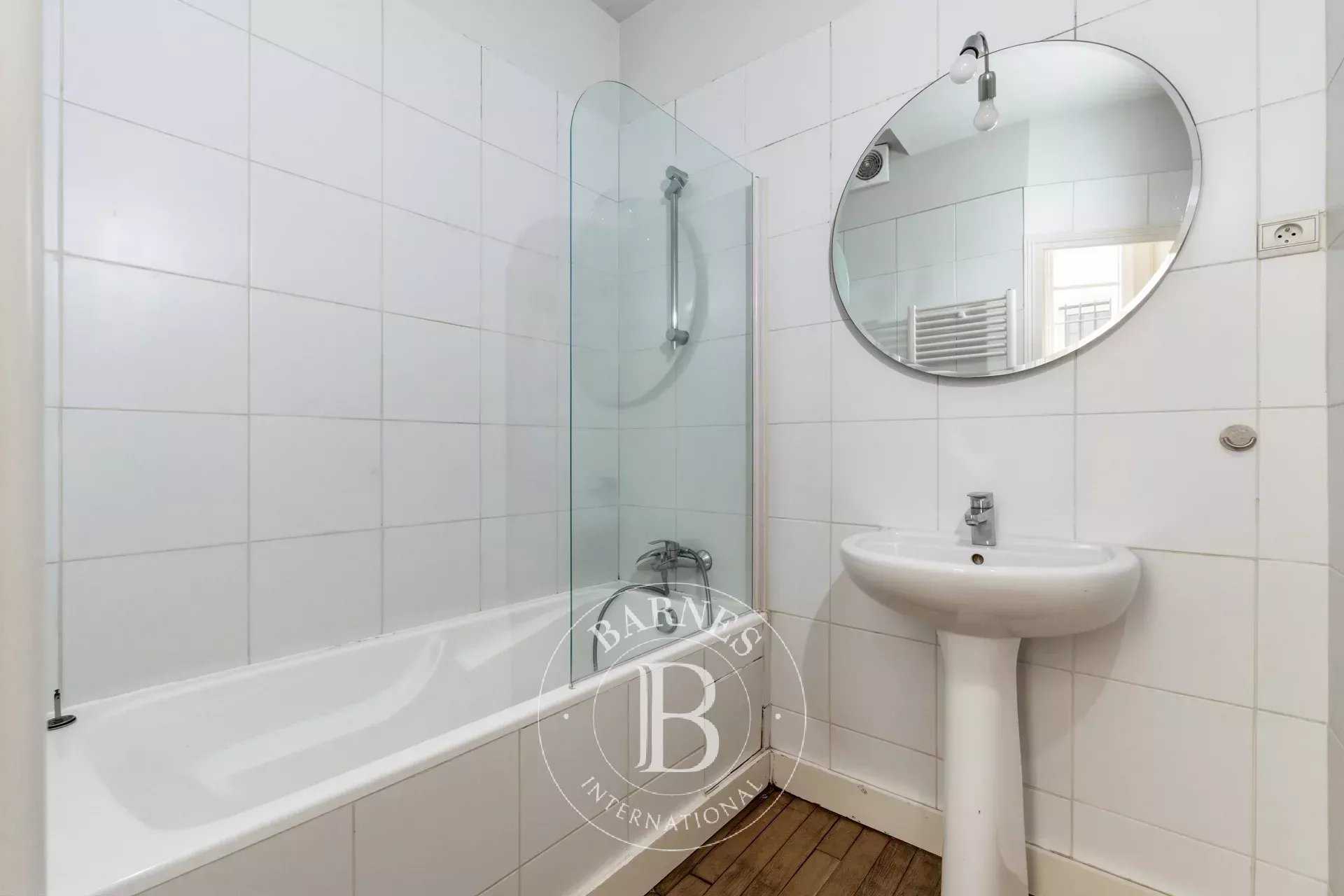 Paris  - Appartement 2 Pi&egrave;ces, 1 Chambre