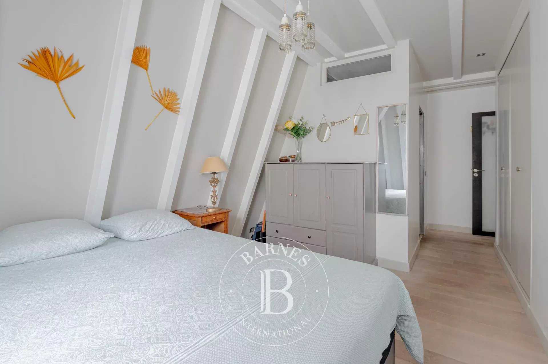 Paris  - Apartment 2 Bedrooms