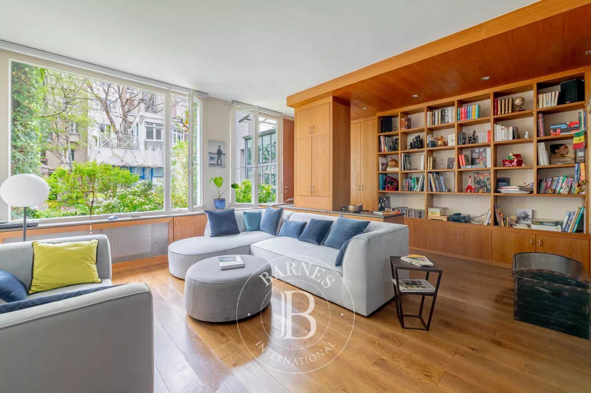 Paris  - House 3 Bedrooms