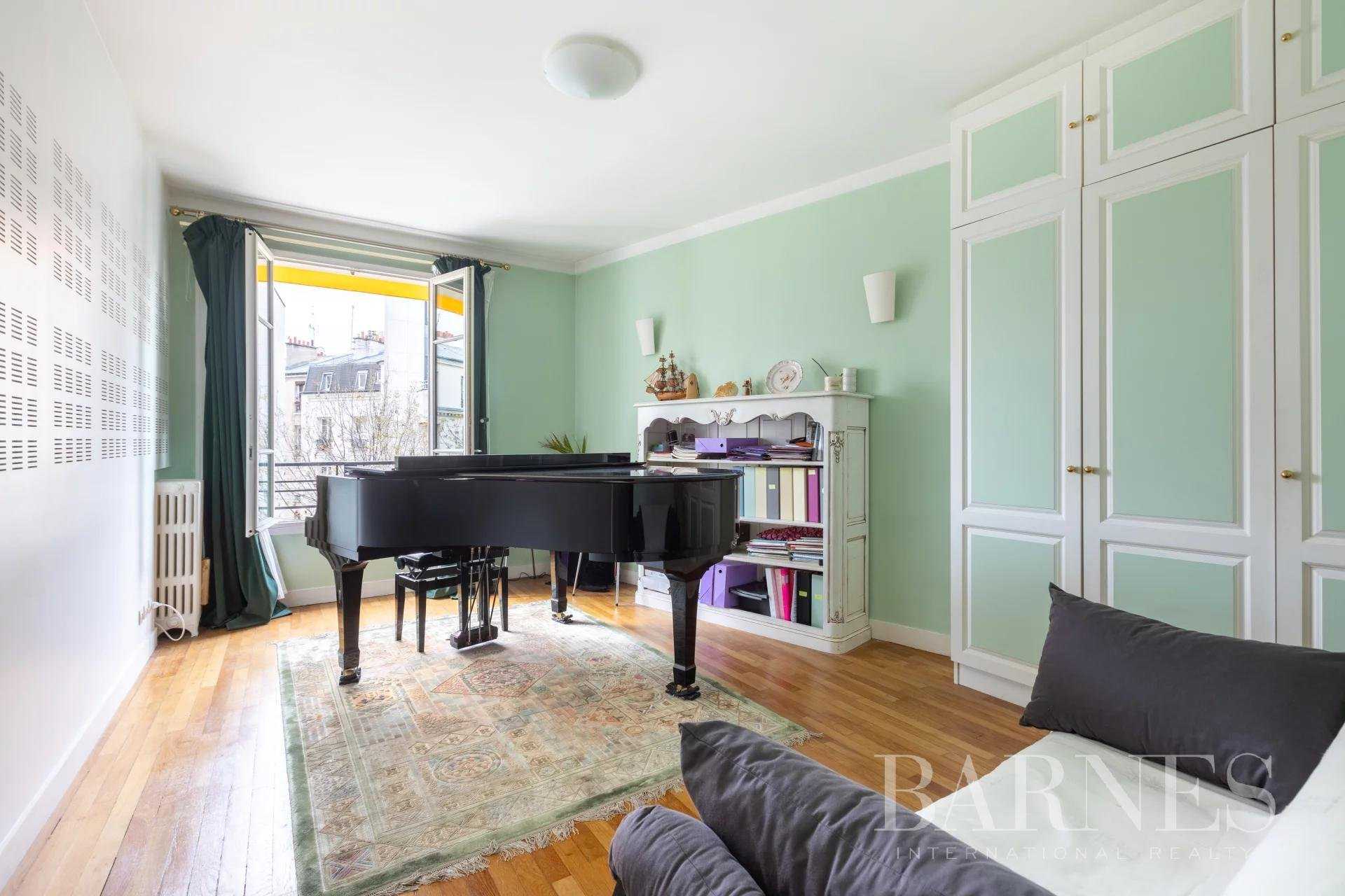 Apartment Paris 75014  -  ref 7557653 (picture 1)
