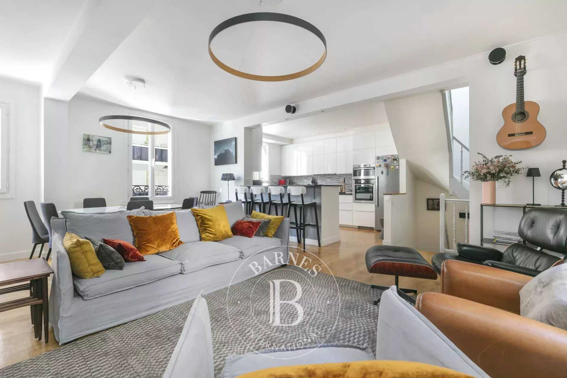 Maison Paris 75014  -  ref 86807210 (picture 1)