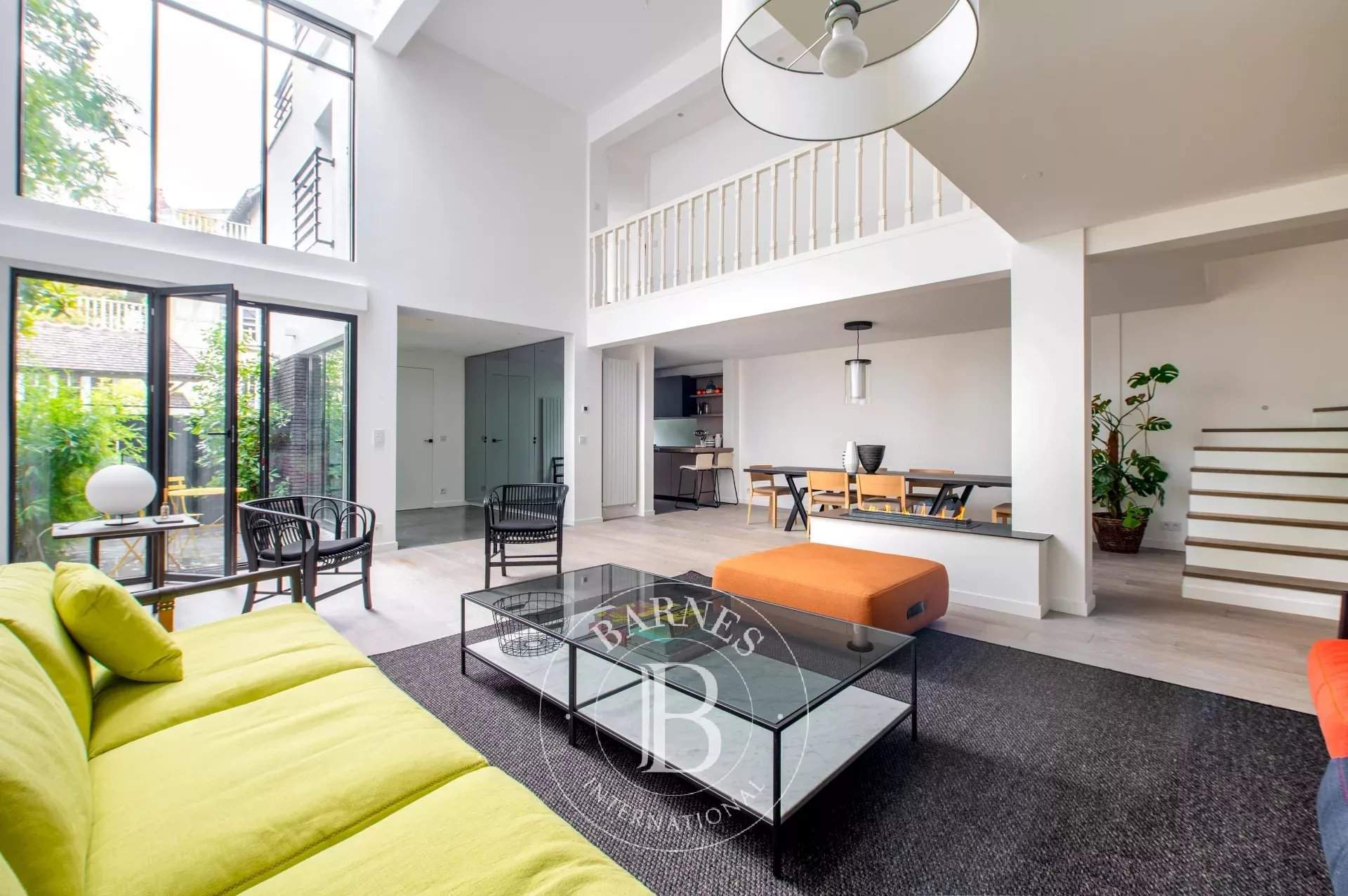 Paris  - House 4 Bedrooms - picture 3
