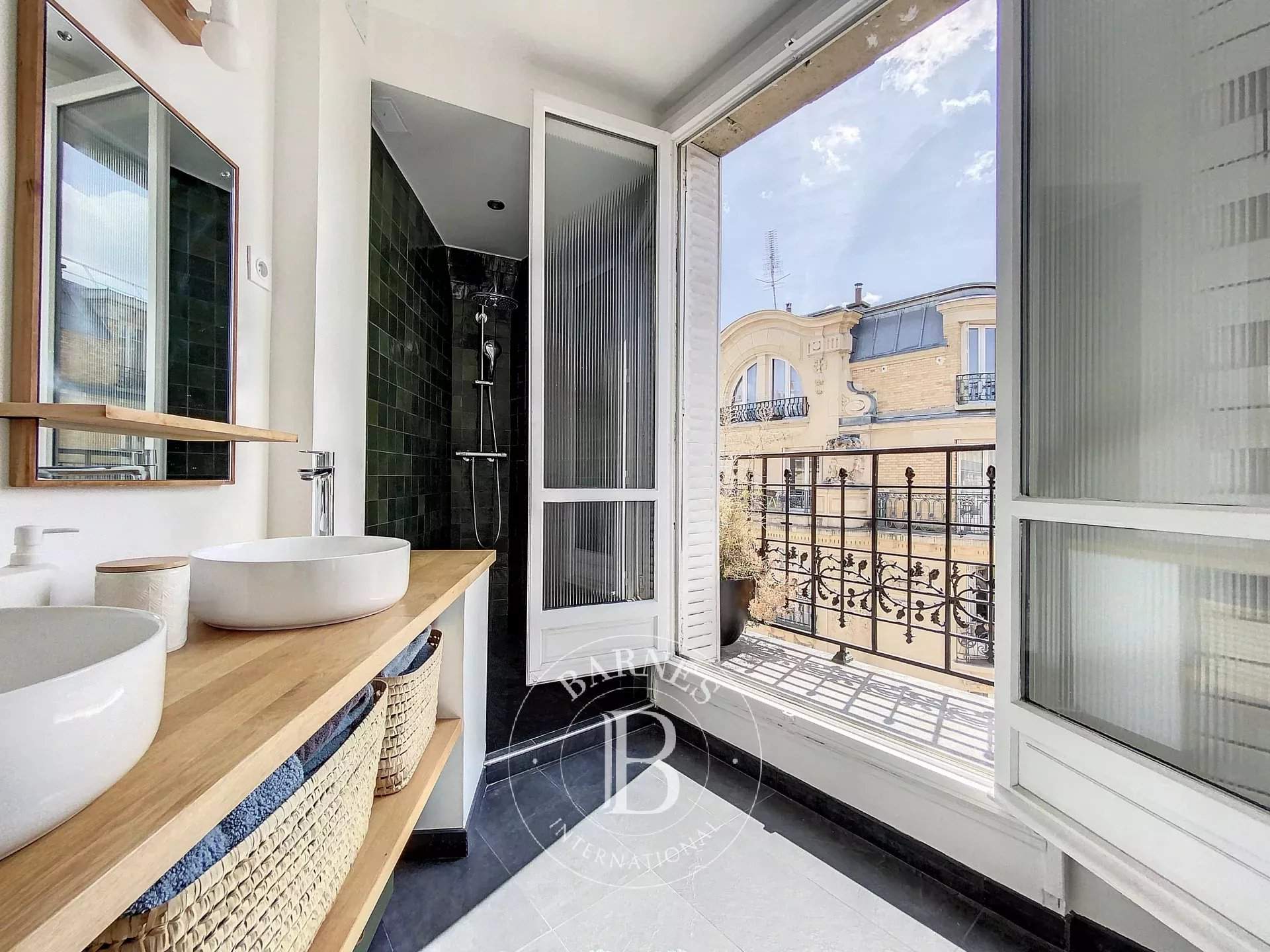 Paris  - Apartment 2 Bedrooms - picture 8