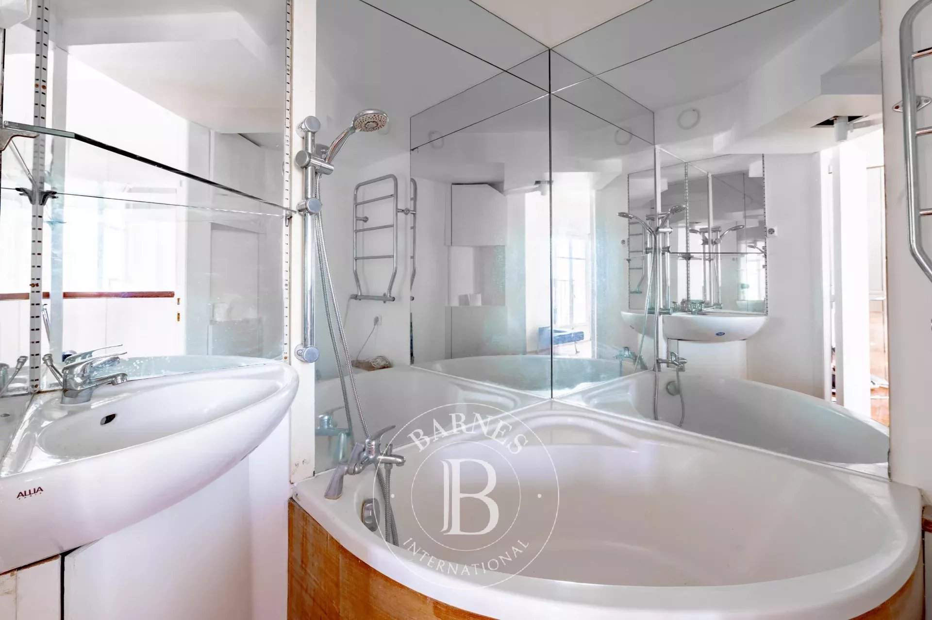 Paris  - Apartment  - picture 9