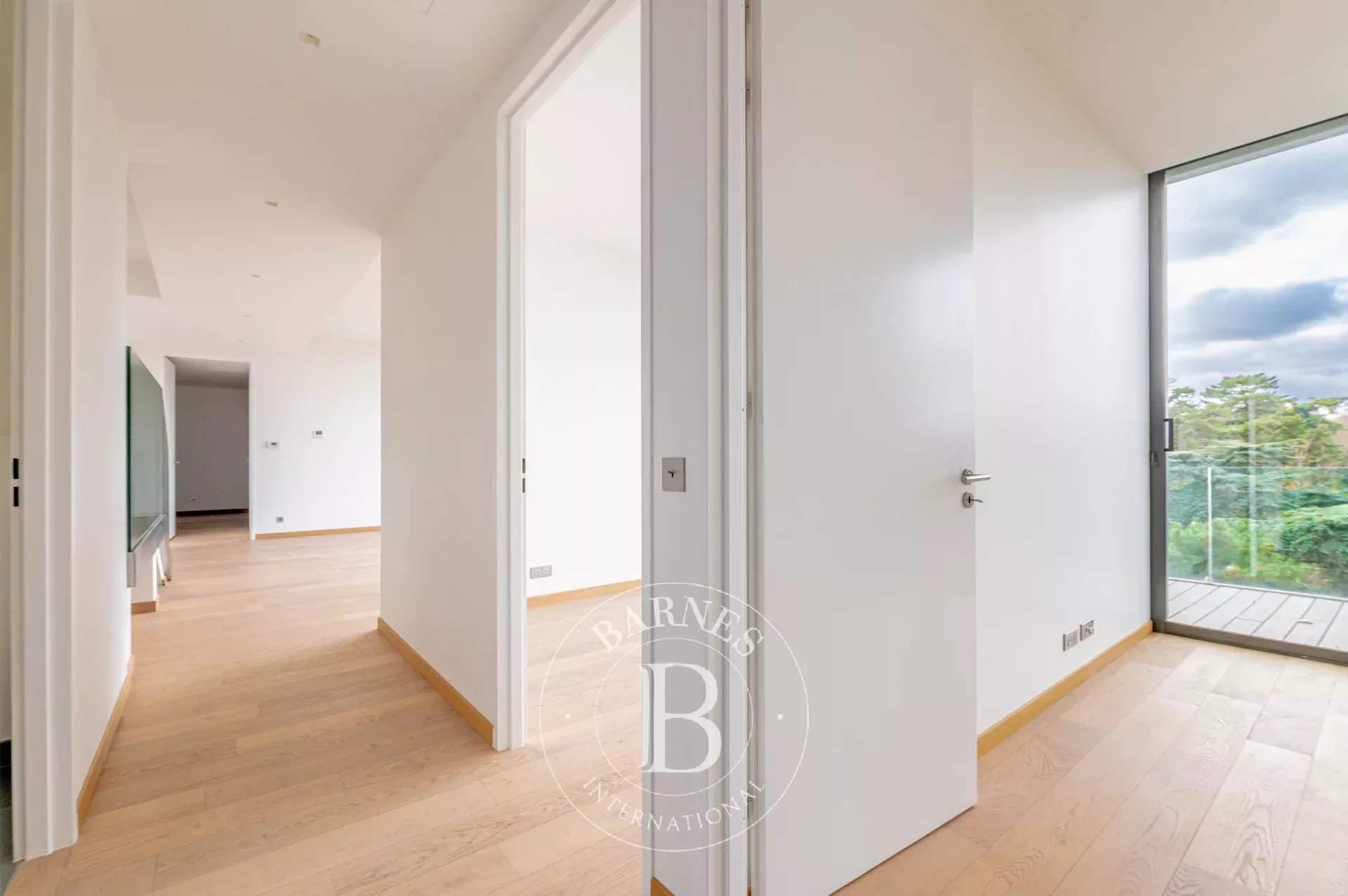 Paris  - Appartement 5 Pi&egrave;ces 3 Chambres - picture 16