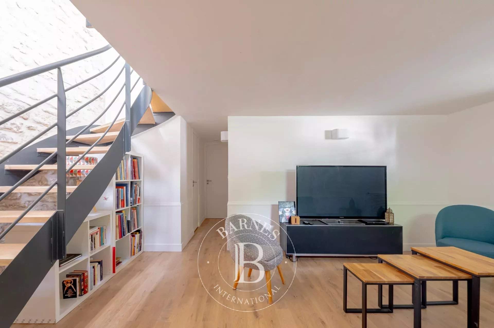 Paris  - House 4 Bedrooms - picture 13