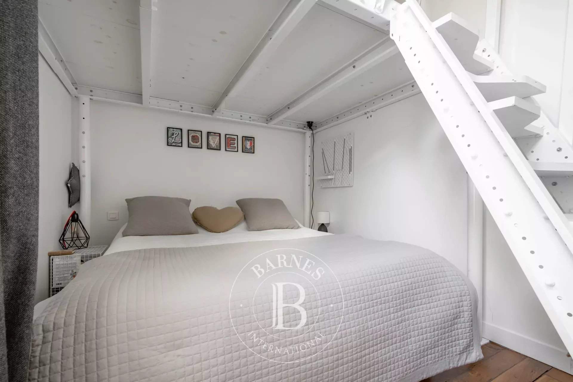 Paris  - Appartement 3 Pi&egrave;ces 2 Chambres - picture 7