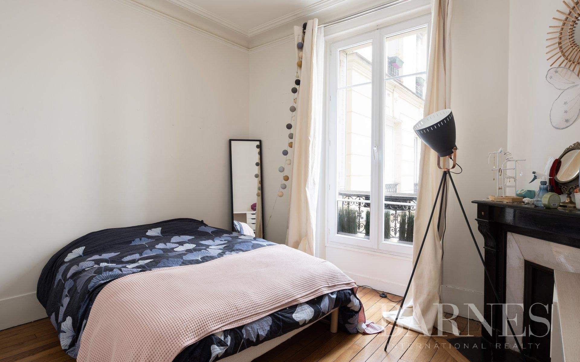 Paris  - Apartment 3 Bedrooms - picture 6