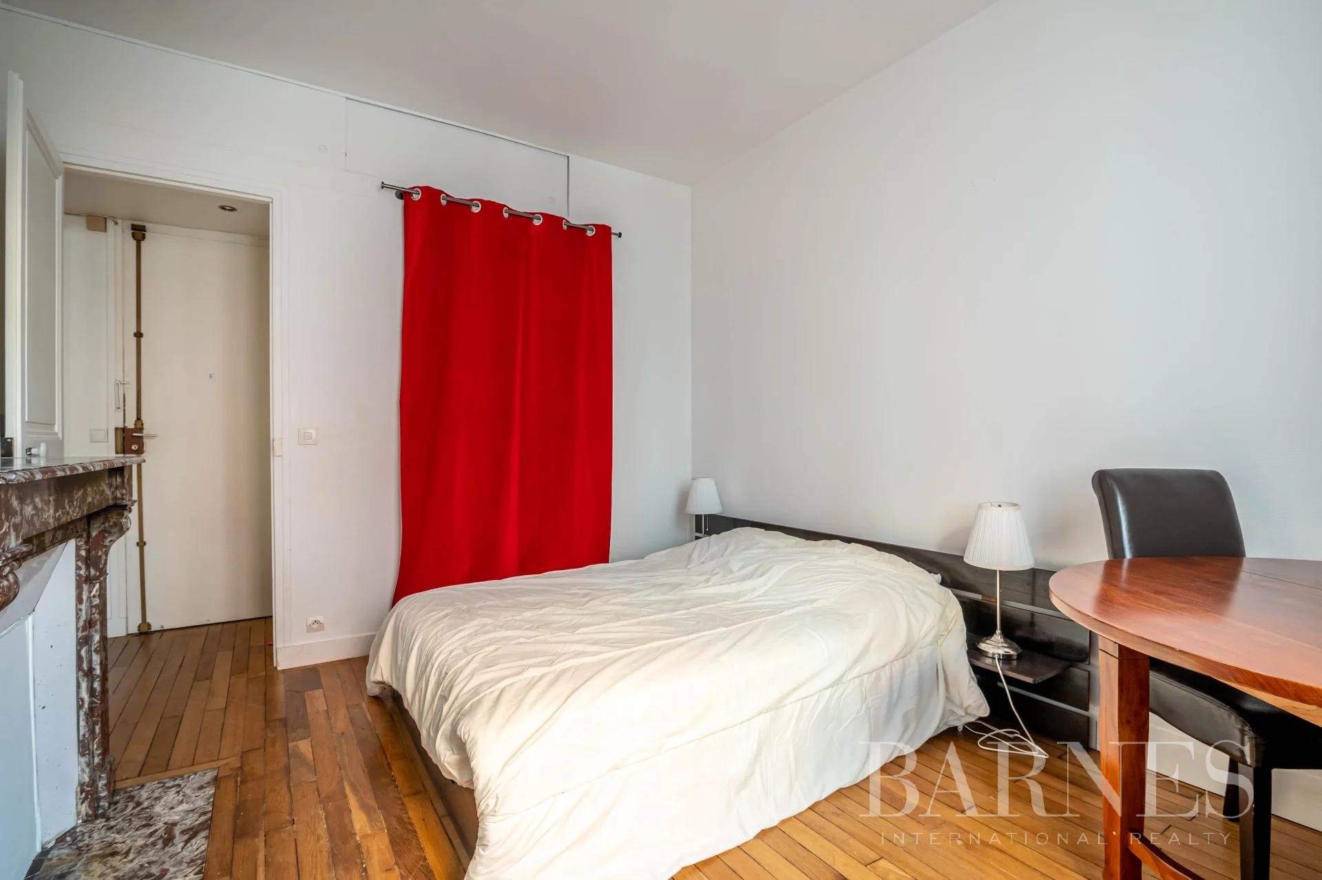 Apartment for sale 1 Bedroom 452 sq ft Paris 13 € 415,000