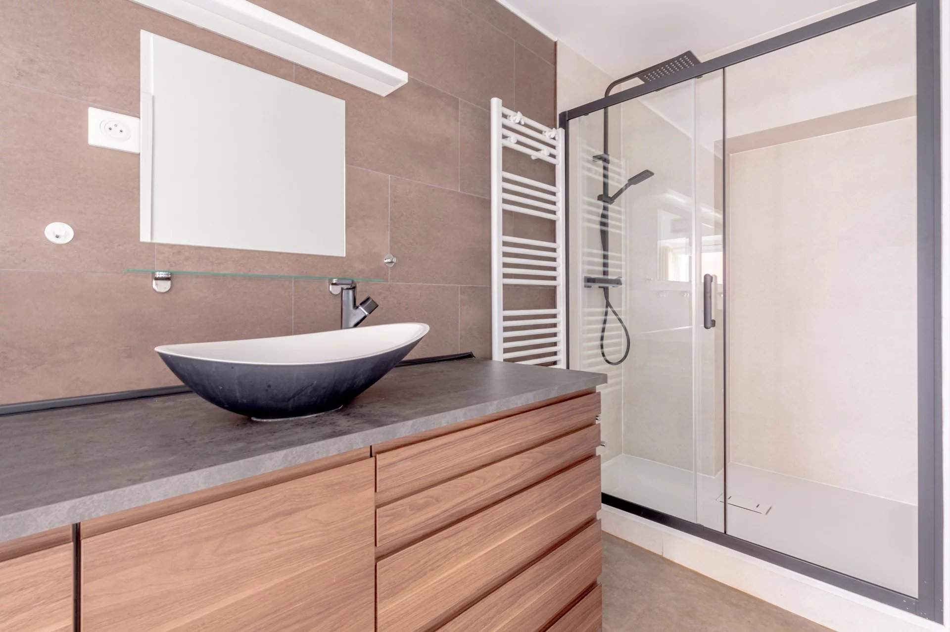 Paris  - Appartement 5 Pi&egrave;ces 2 Chambres - picture 11