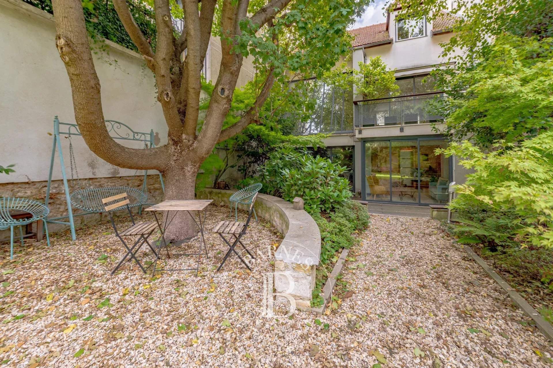 Paris  - House 3 Bedrooms - picture 3