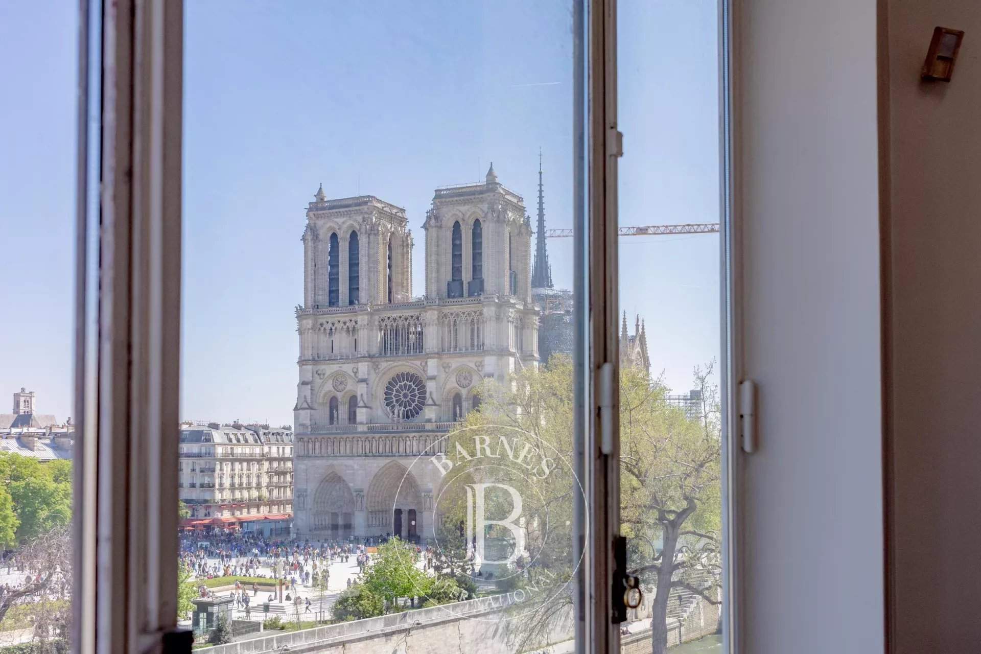 Paris  - Apartment 3 Bedrooms - picture 9